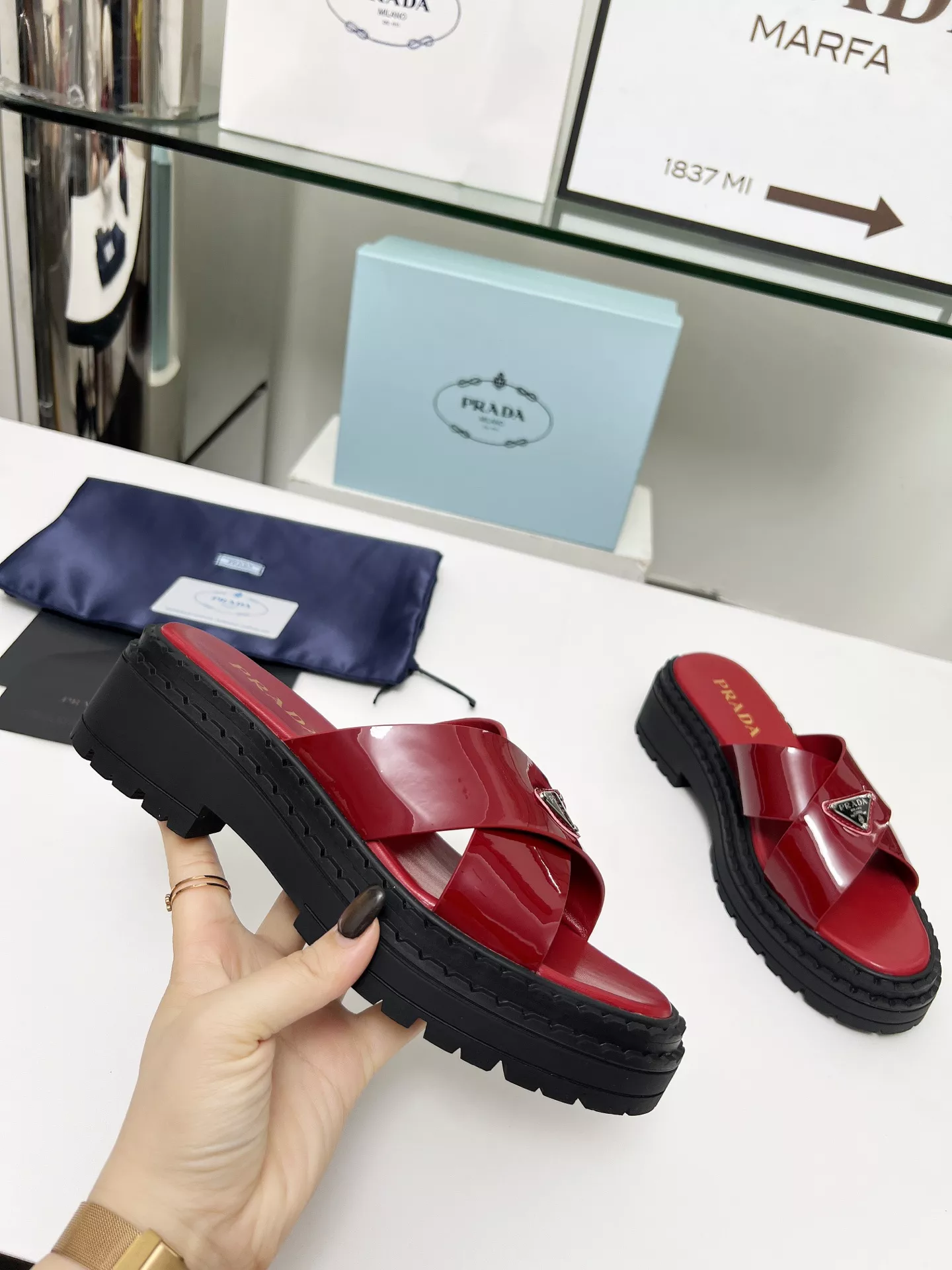HighQuality 5316 Prada Slippers For Women