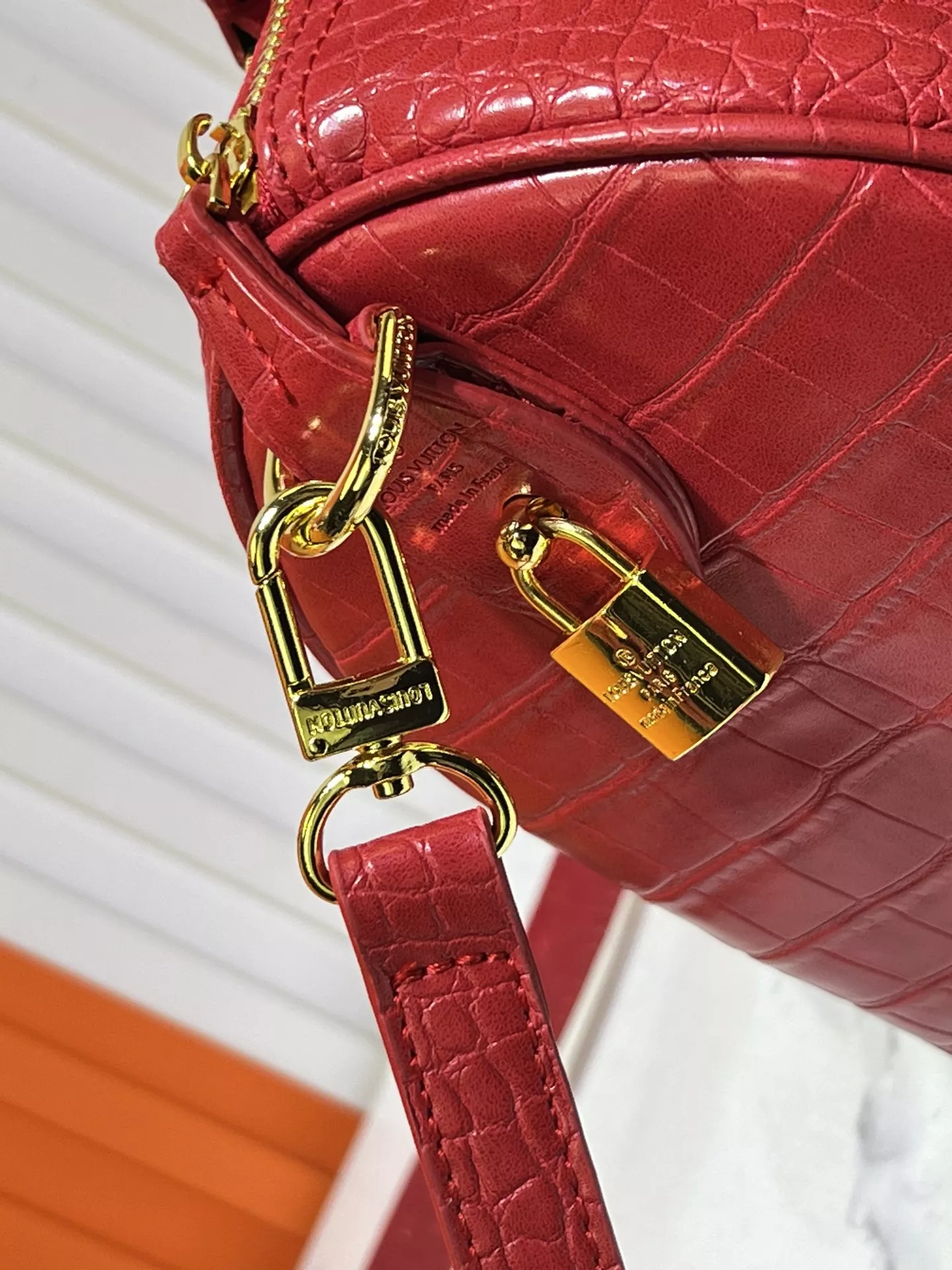 HighQuality 547 Louis Vuitton AAA Quality Handbags For Women