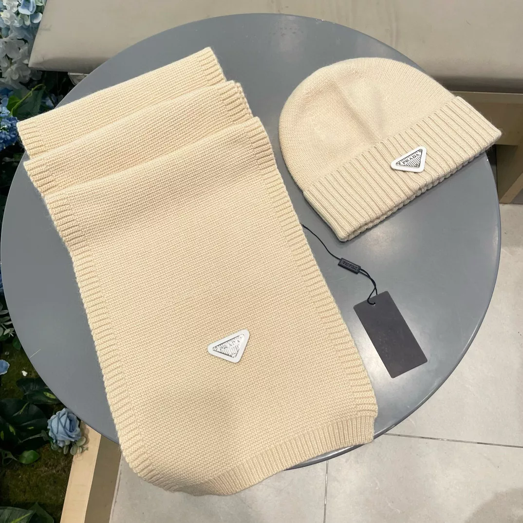 HighQuality 558 Prada Hat and Scarf Set