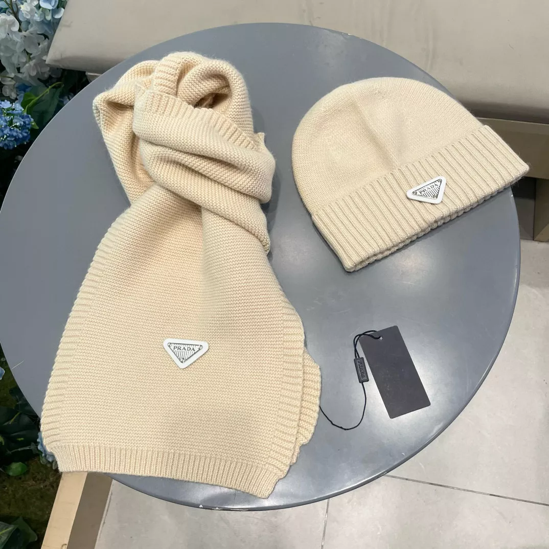 HighQuality 558 Prada Hat and Scarf Set