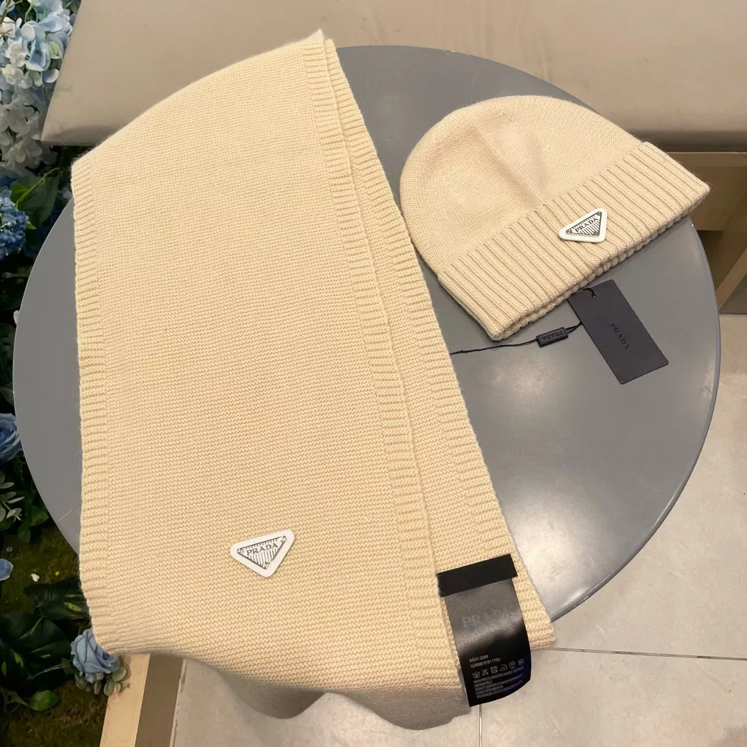 HighQuality 558 Prada Hat and Scarf Set