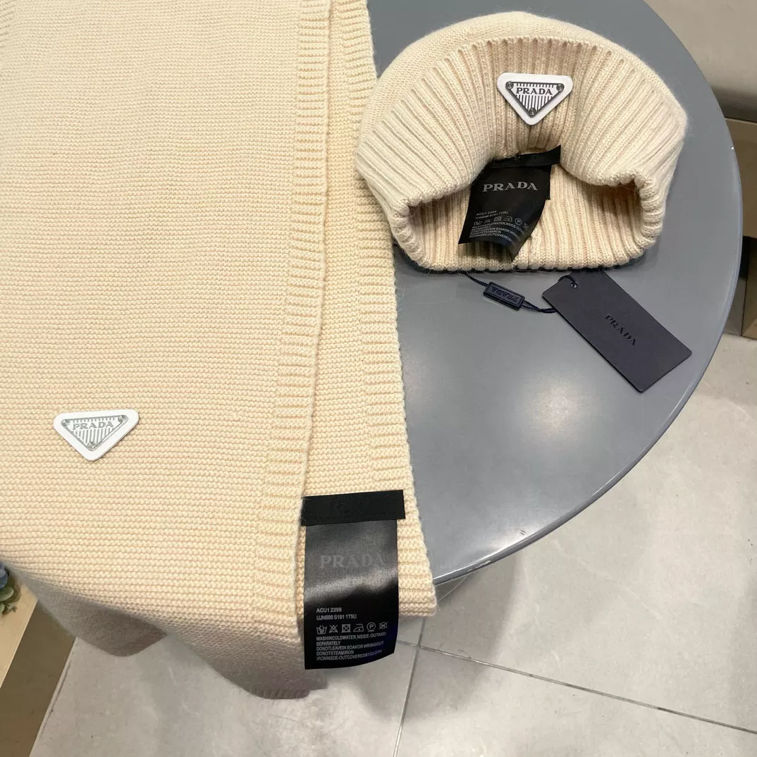 HighQuality 558 Prada Hat and Scarf Set