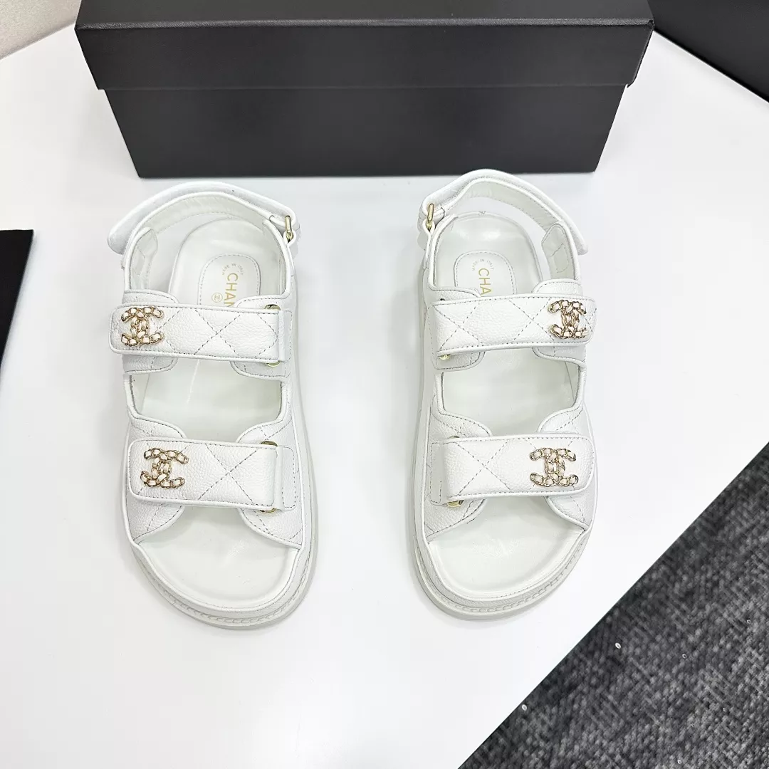 HighQuality 5725 Chanel Sandal For Women