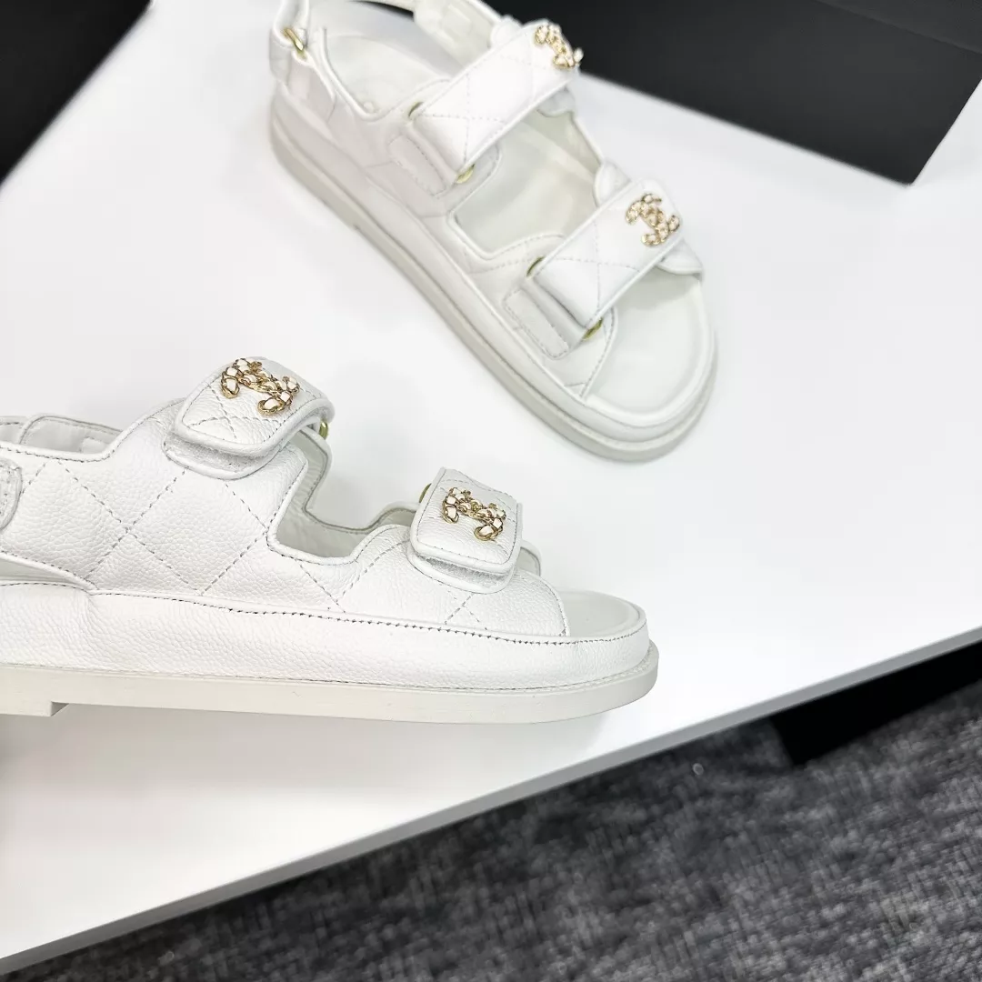 HighQuality 5725 Chanel Sandal For Women