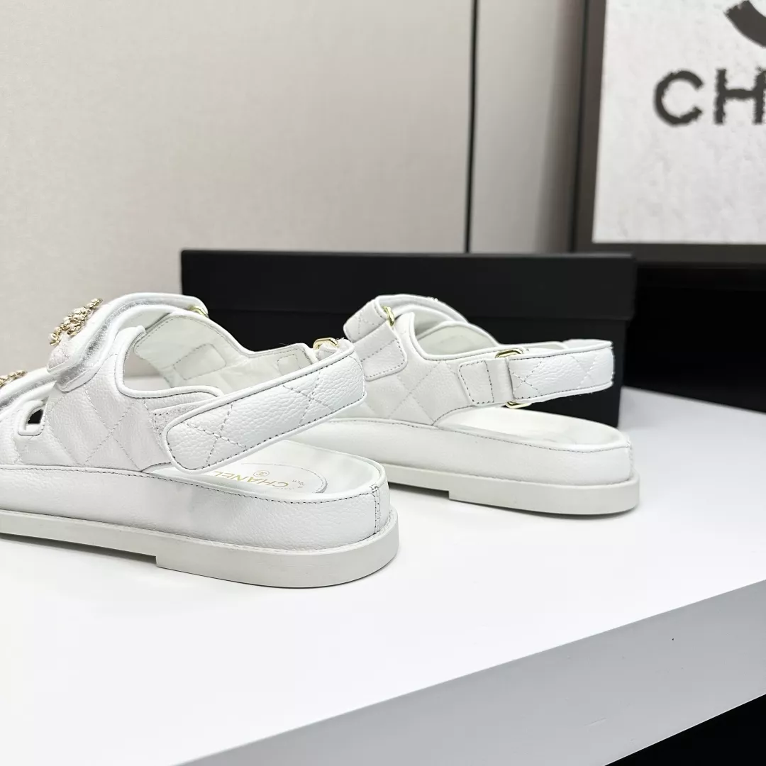 HighQuality 5725 Chanel Sandal For Women