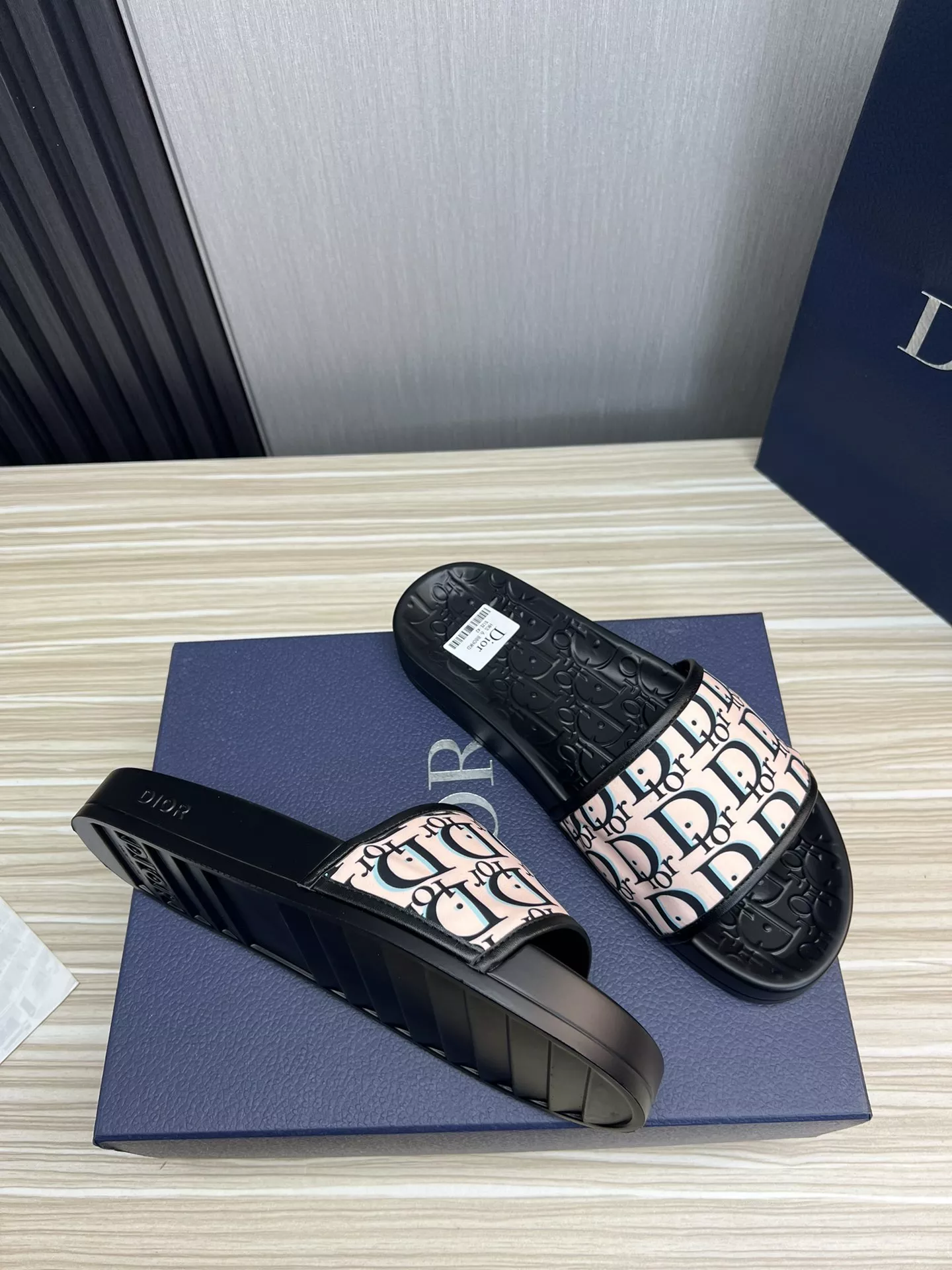 HighQuality 5761 Christian Dior Slippers For Men
