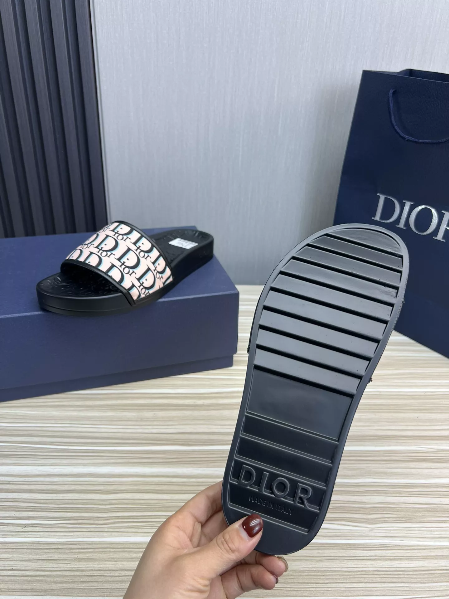 HighQuality 5761 Christian Dior Slippers For Men