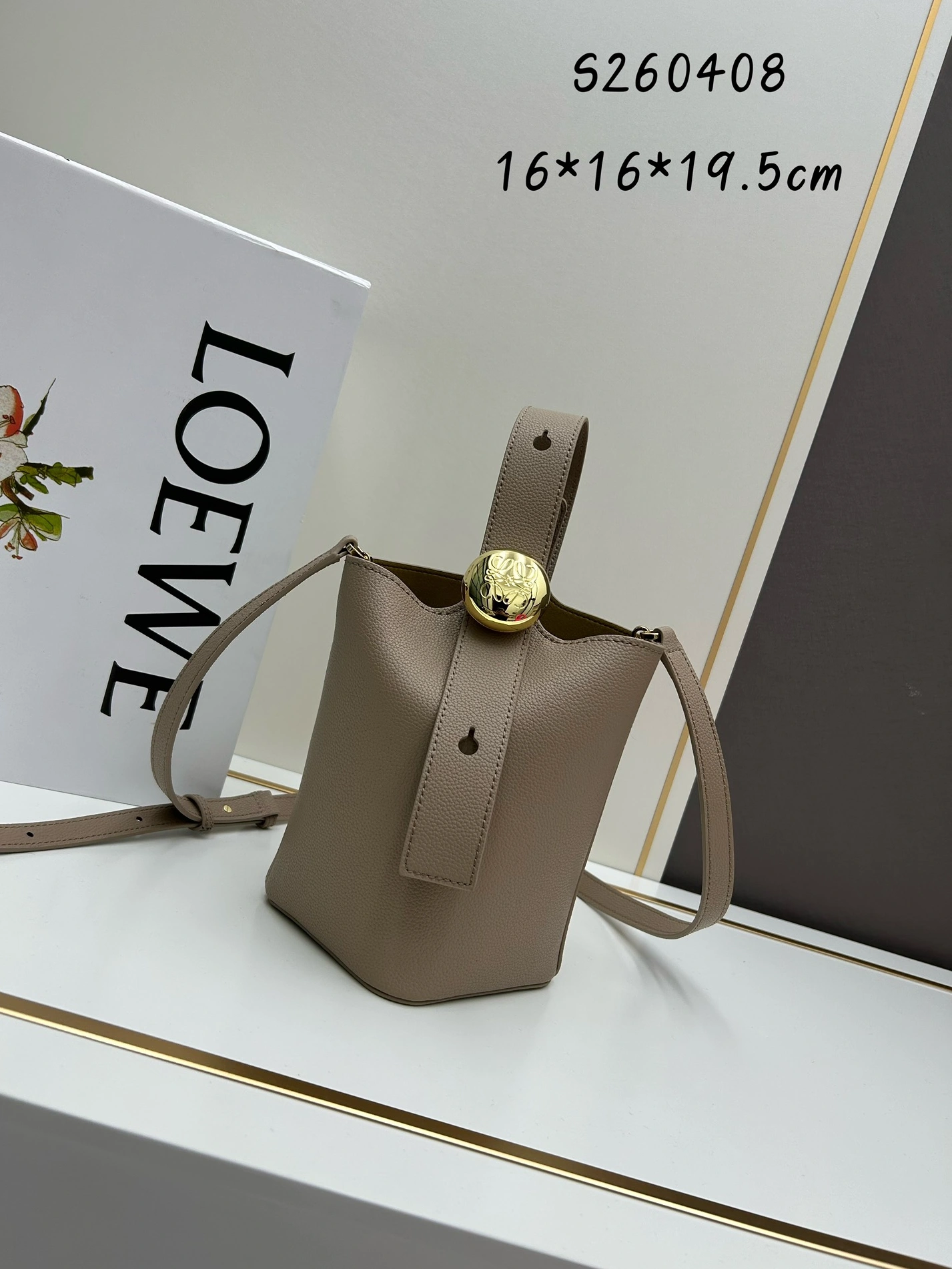 HighQuality 6135 LOEWE AAA Quality Messenger Bags For Women