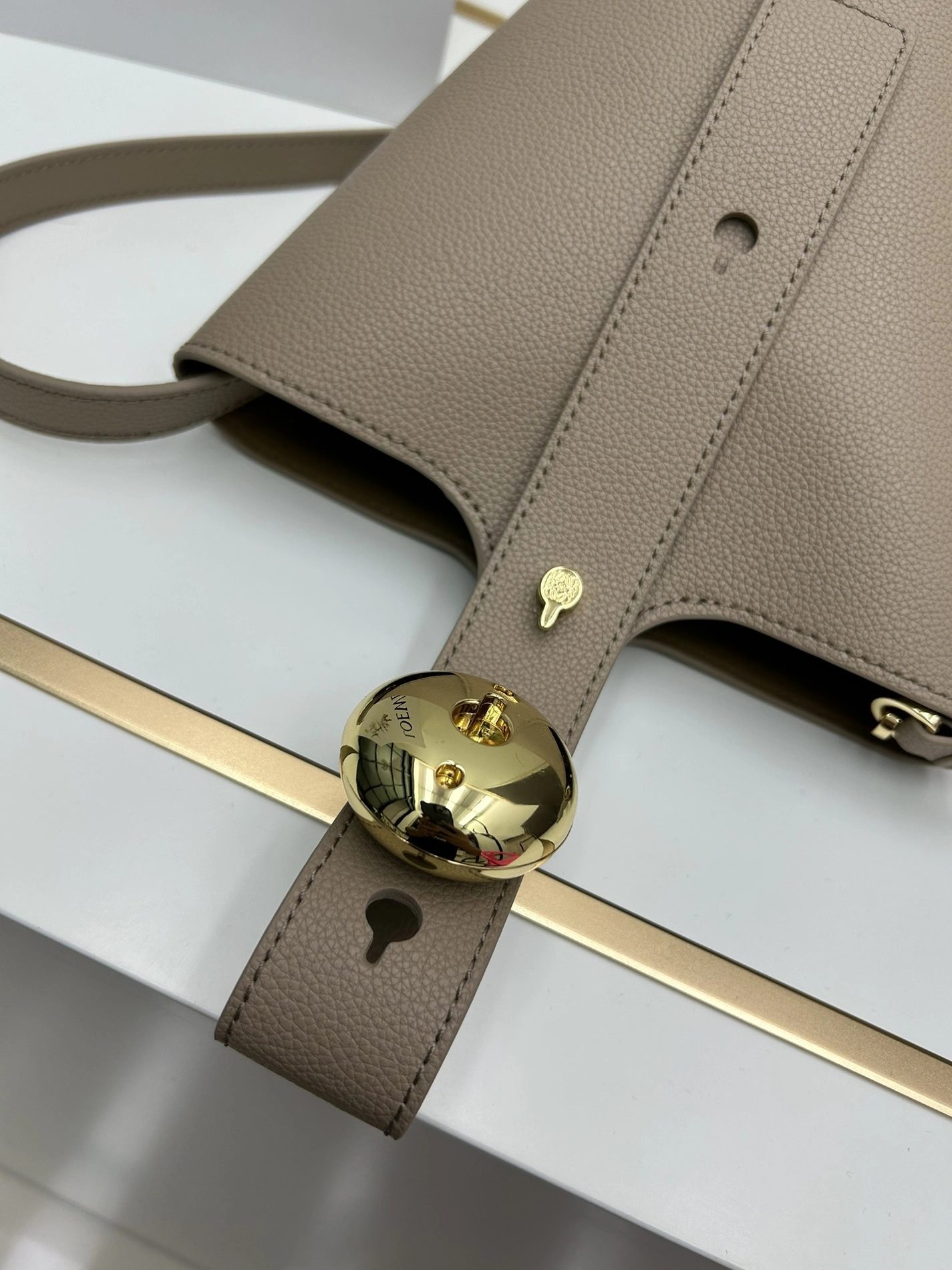 HighQuality 6135 LOEWE AAA Quality Messenger Bags For Women