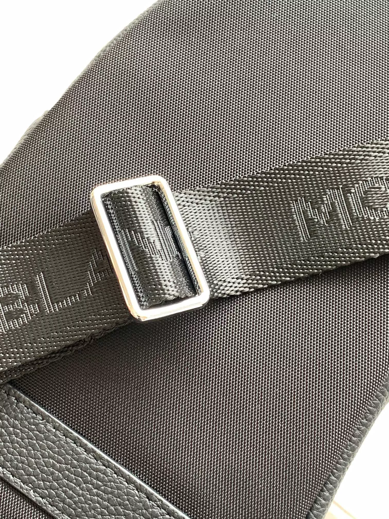 HighQuality 6136 Mont Blanc AAA Man Messenger Bags