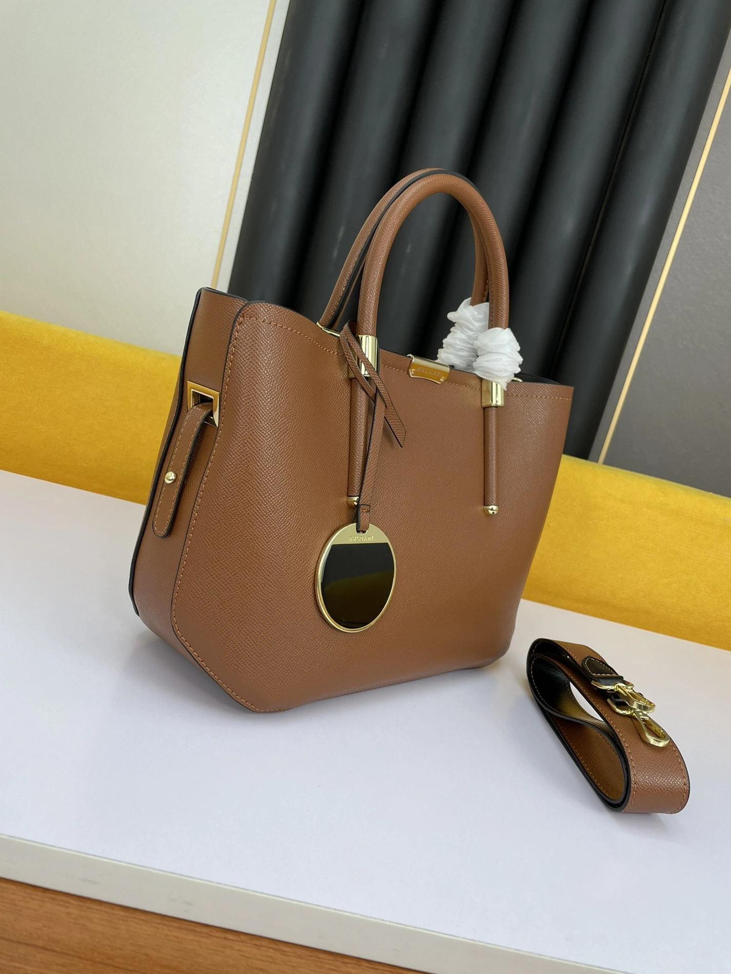 HighQuality 6419 Bvlgari AAA Quality Handbags For Women