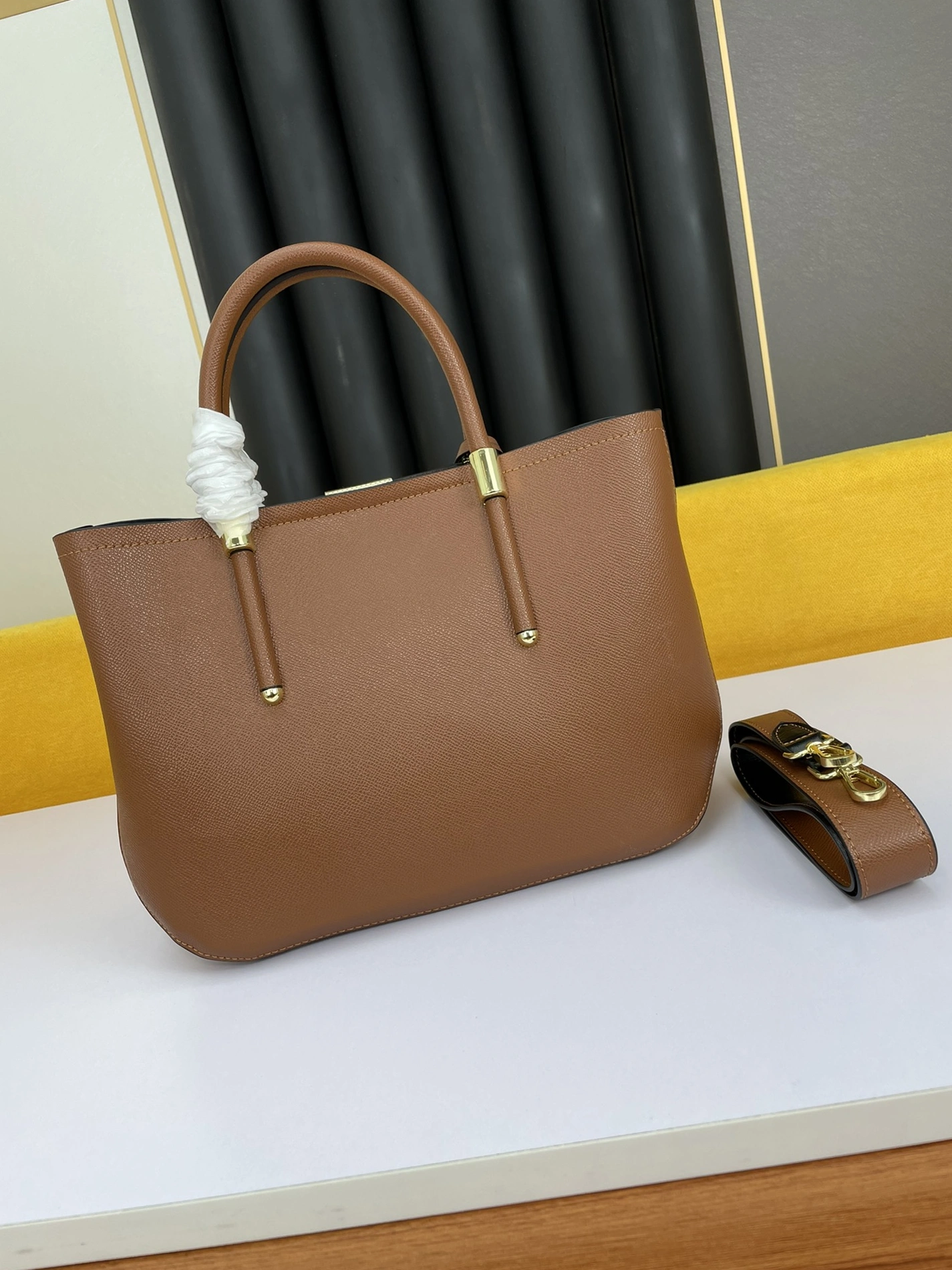 HighQuality 6419 Bvlgari AAA Quality Handbags For Women