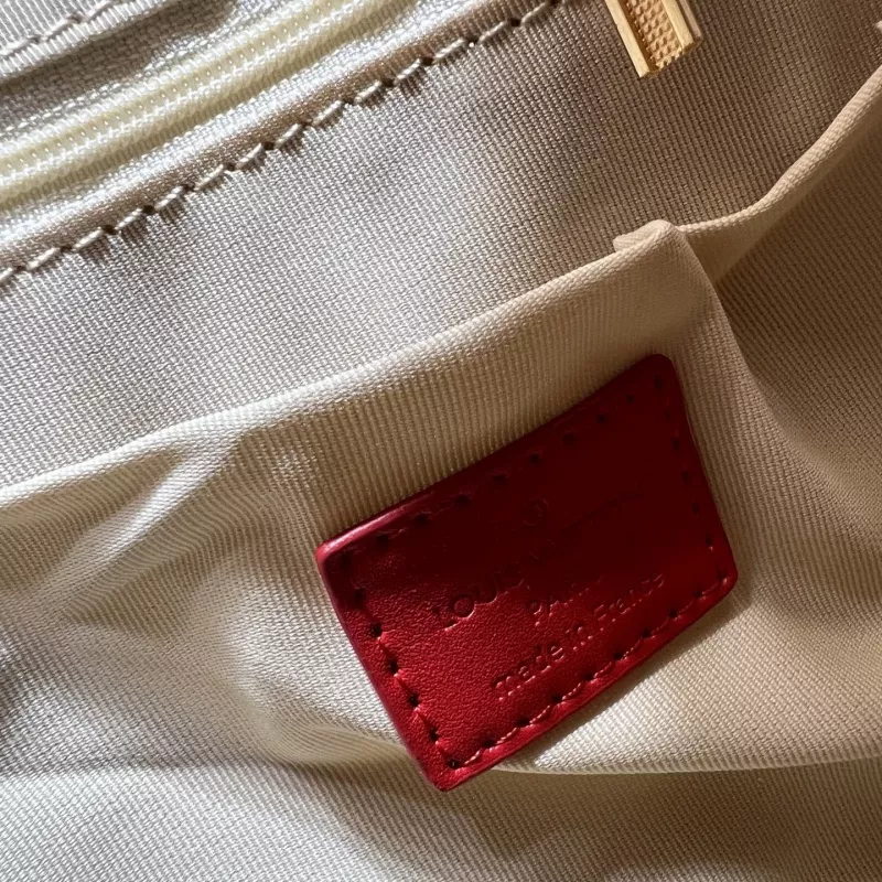 HighQuality 6439 Louis Vuitton AAA Quality Handbags For Women
