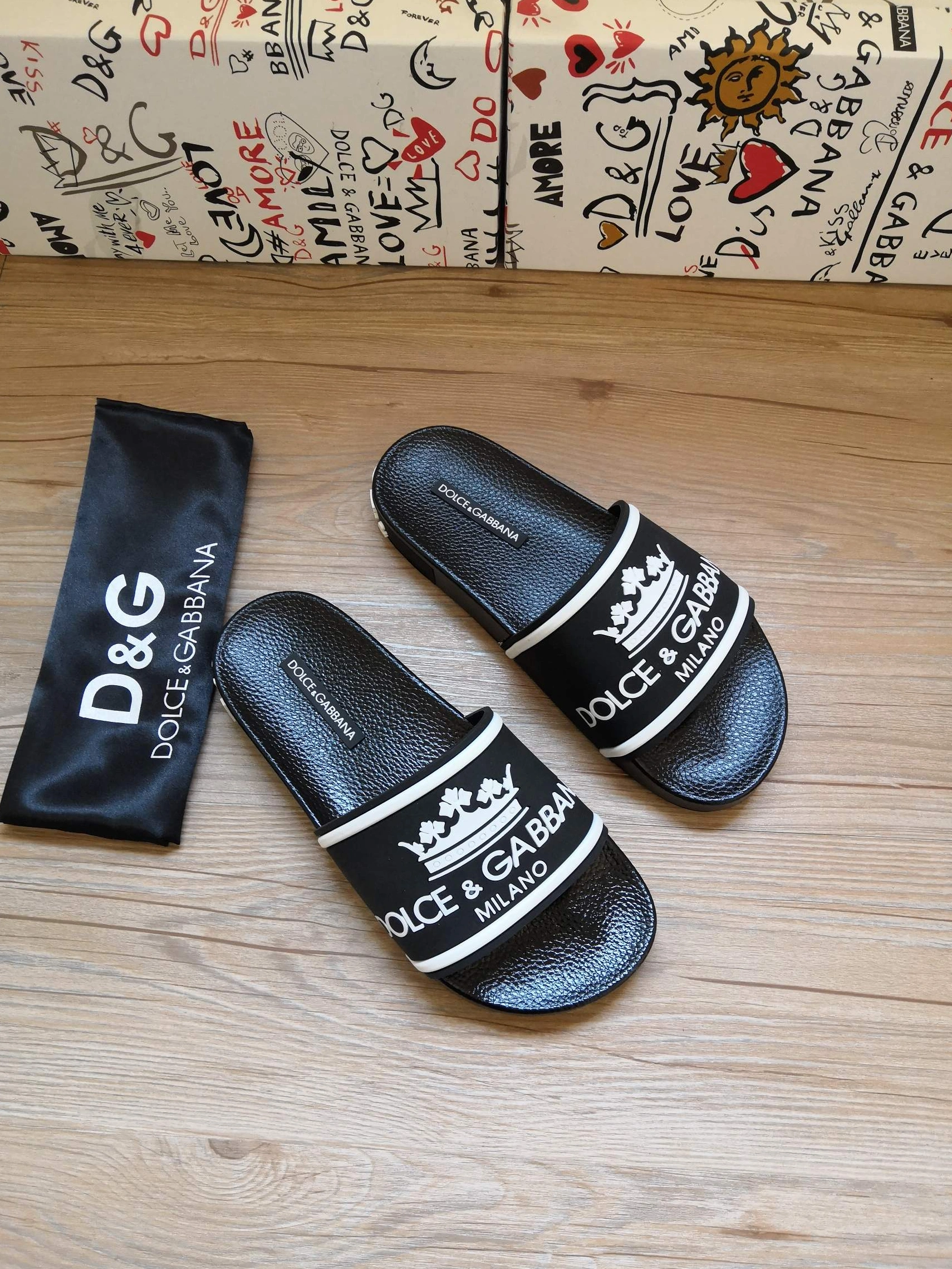 HighQuality 7229 Dolce & Gabbana D&G Slippers For Men