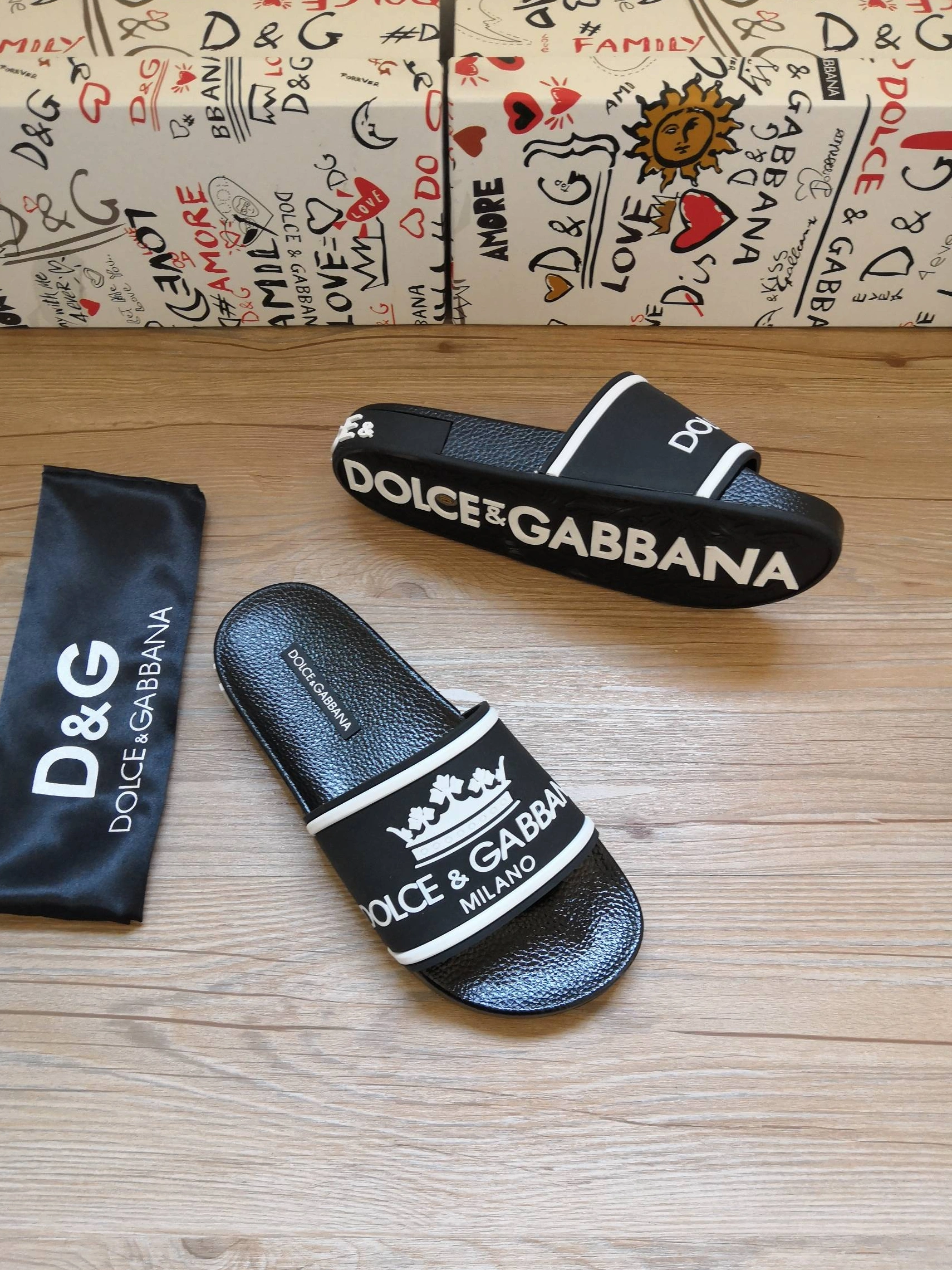 HighQuality 7229 Dolce & Gabbana D&G Slippers For Men