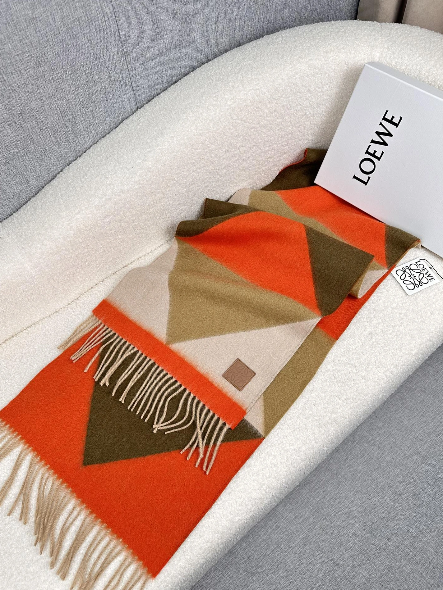 HighQuality 7238 LOEWE Scarf