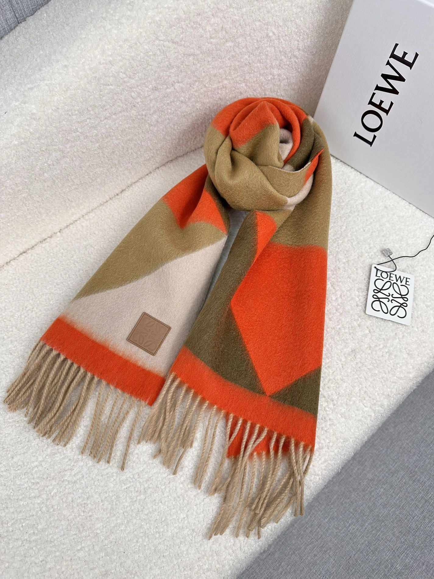 HighQuality 7238 LOEWE Scarf