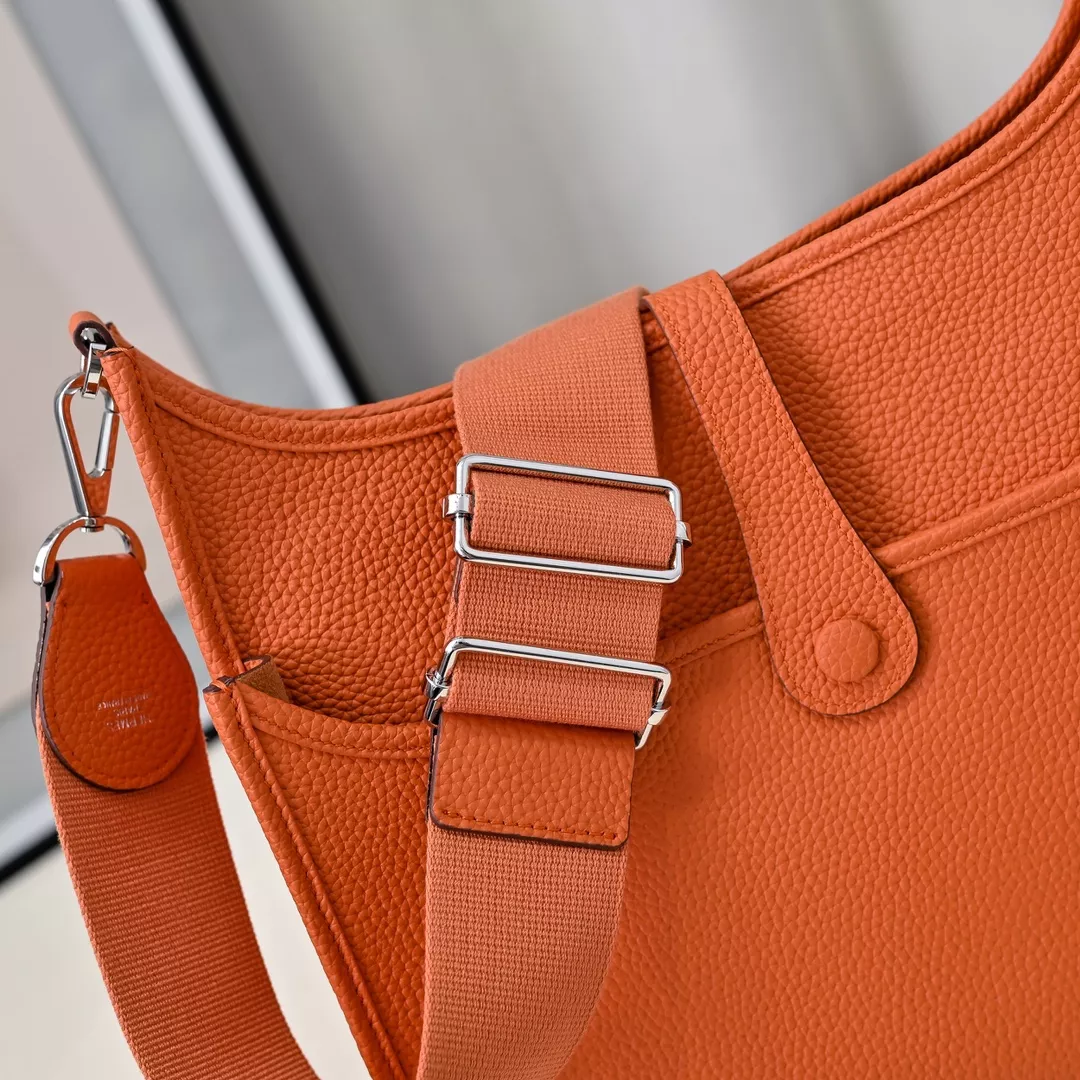 HighQuality 7284 Hermes AAA Quality Messenger Bags For Women