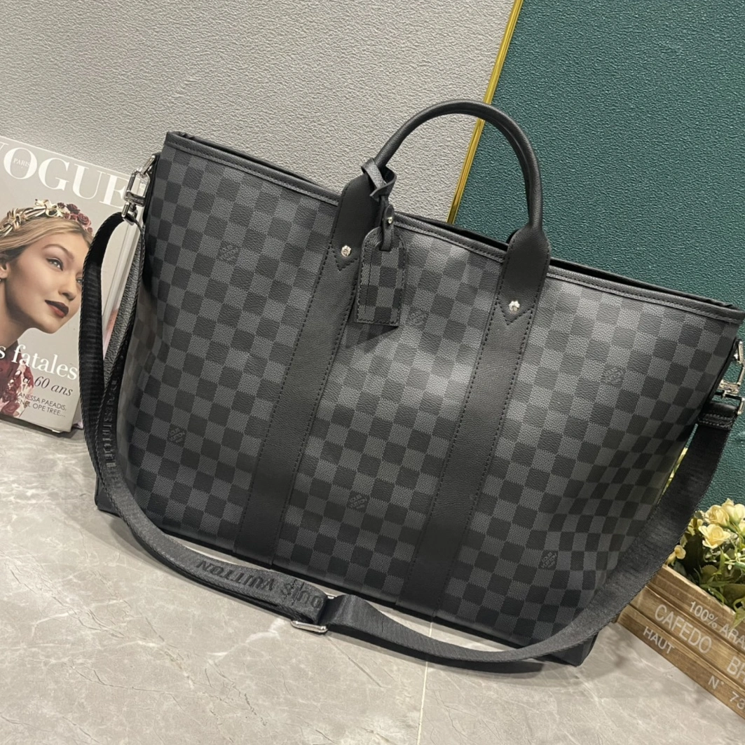 HighQuality 7369 Louis Vuitton AAA Man Handbags
