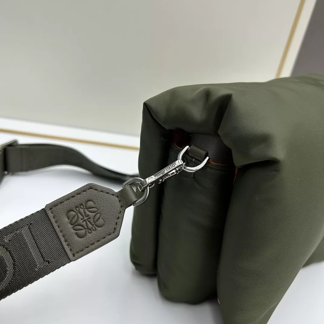 HighQuality 7456 LOEWE AAA Quality Messenger Bags For Unisex