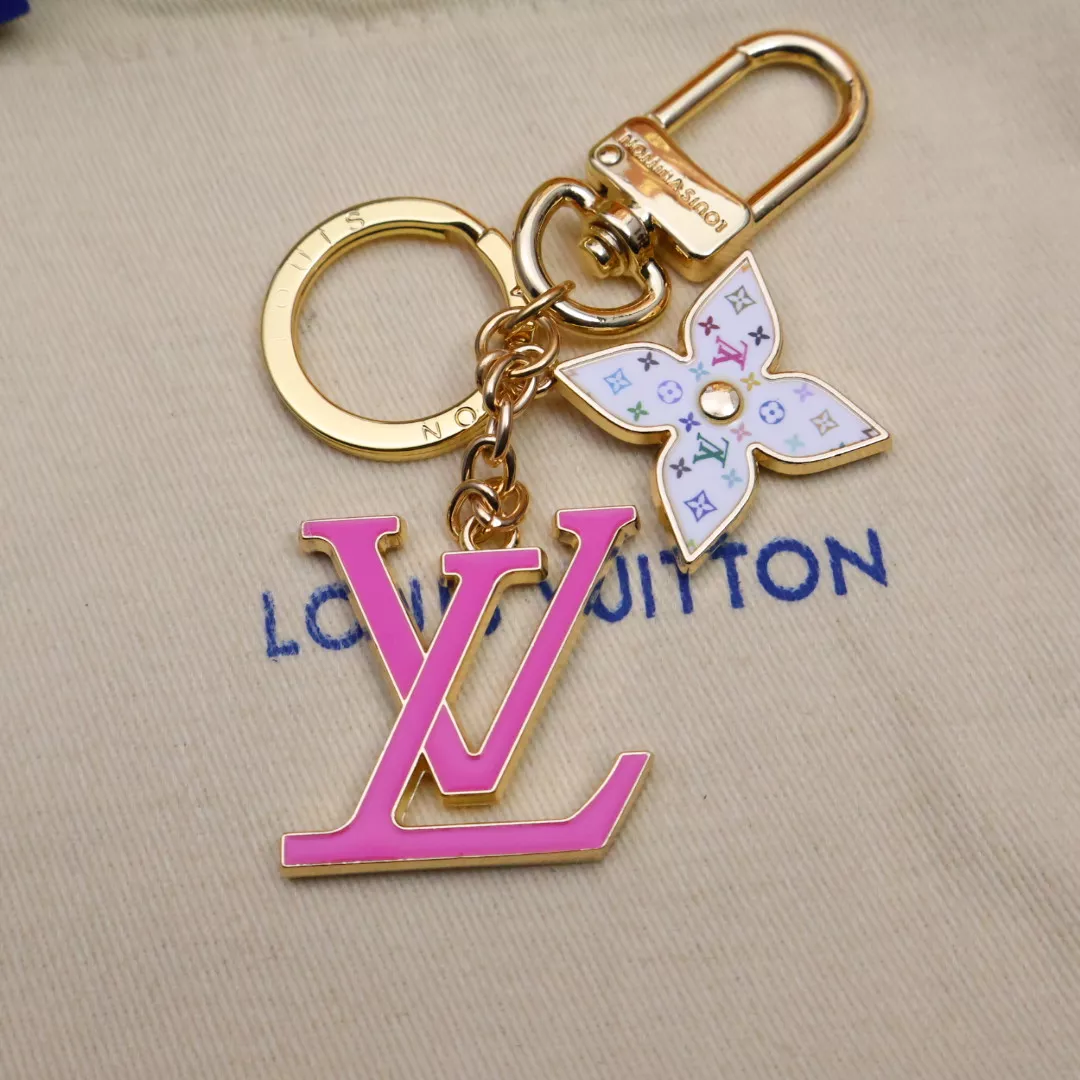 HighQuality 7572 Louis Vuitton LV Key Holder And Bag Buckle