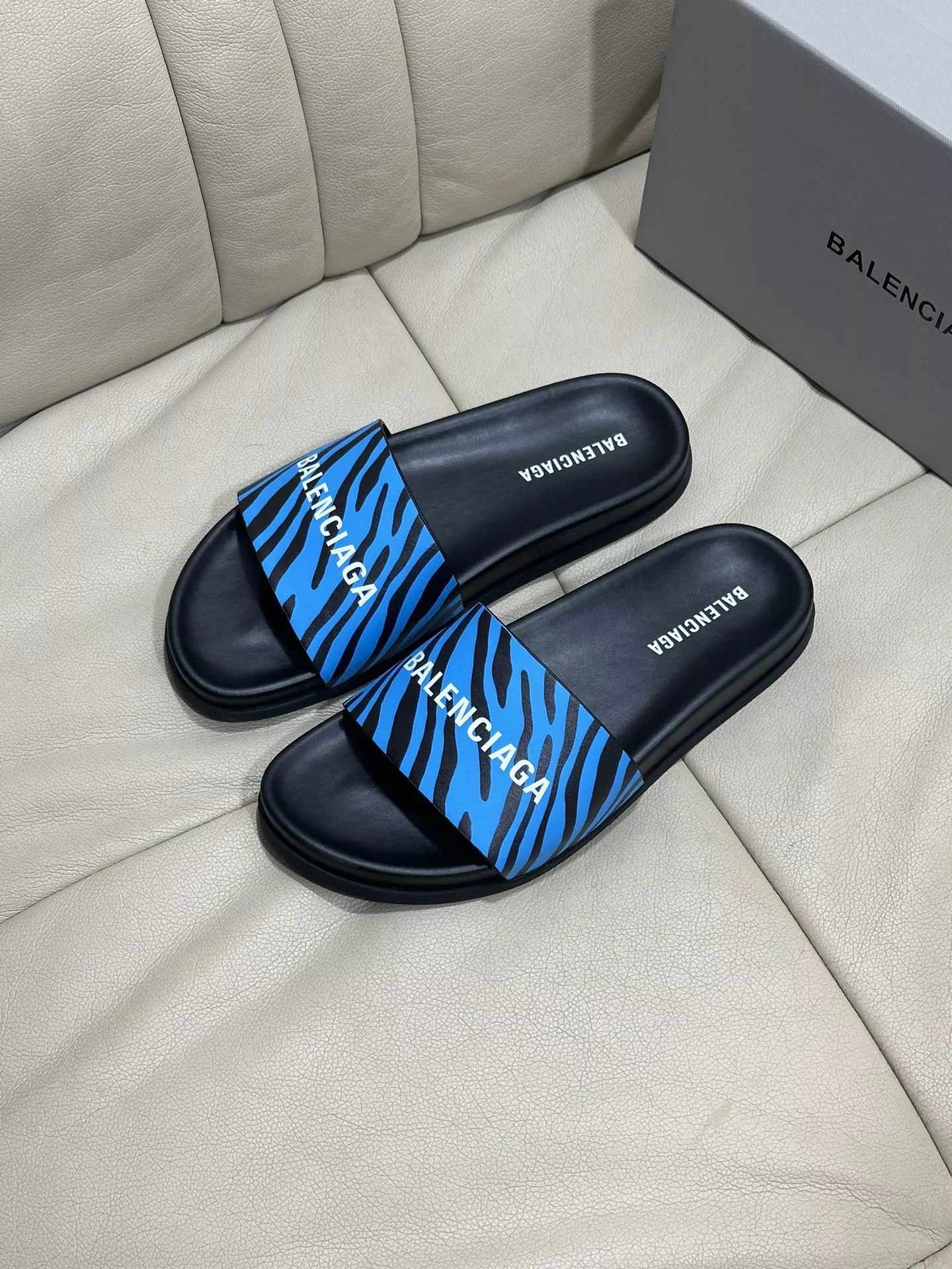 HighQuality 7945 Balenciaga Slippers For Men