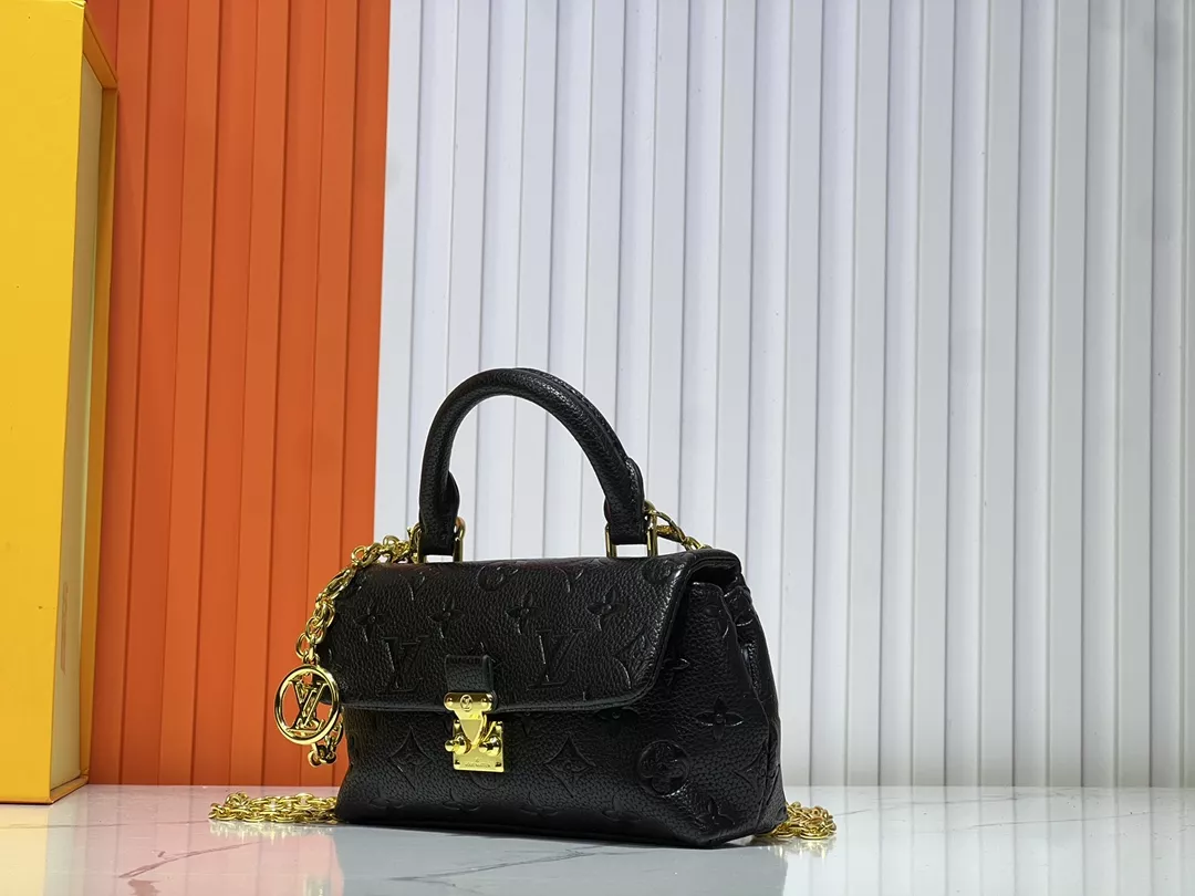 HighQuality 7987 Louis Vuitton AAA Quality Handbags For Women