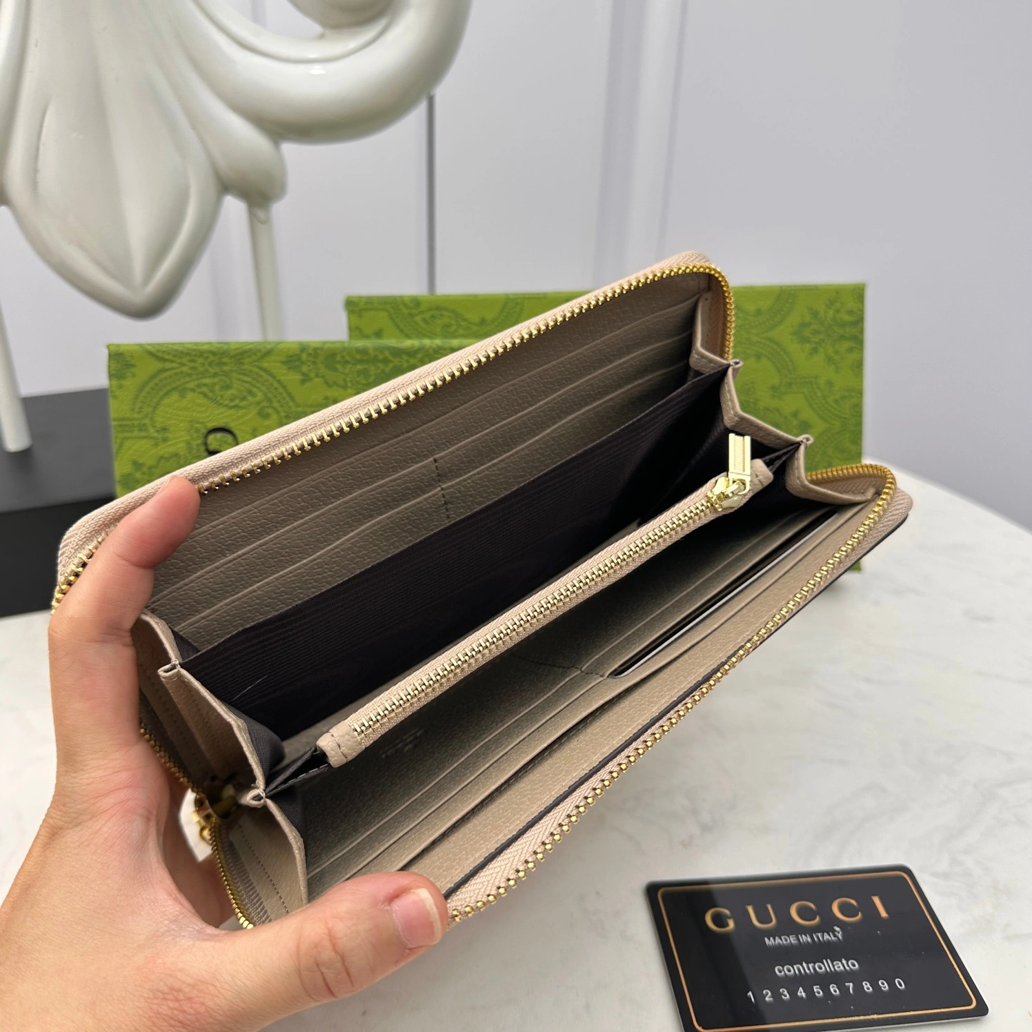 HighQuality 8044 Gucci AAA Quality Wallets For Unisex