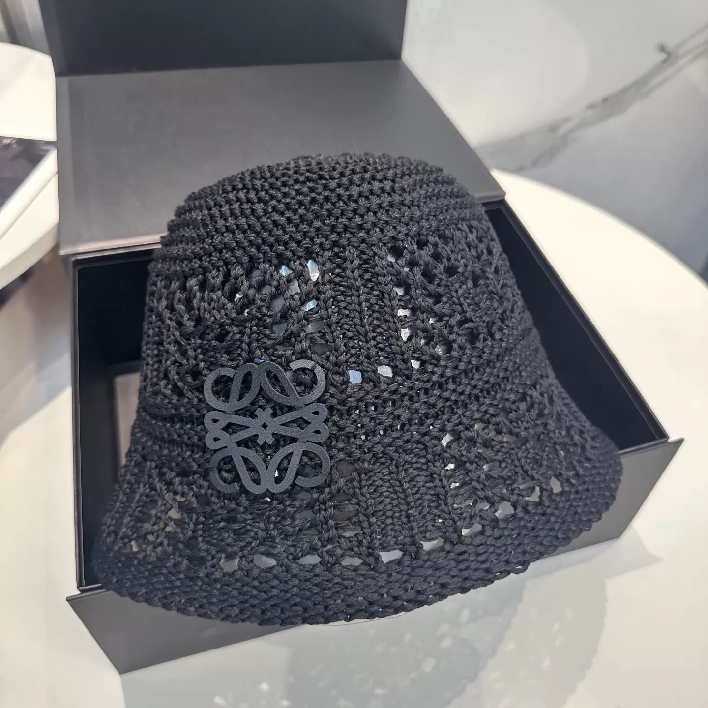 HighQuality 8070 LOEWE Caps