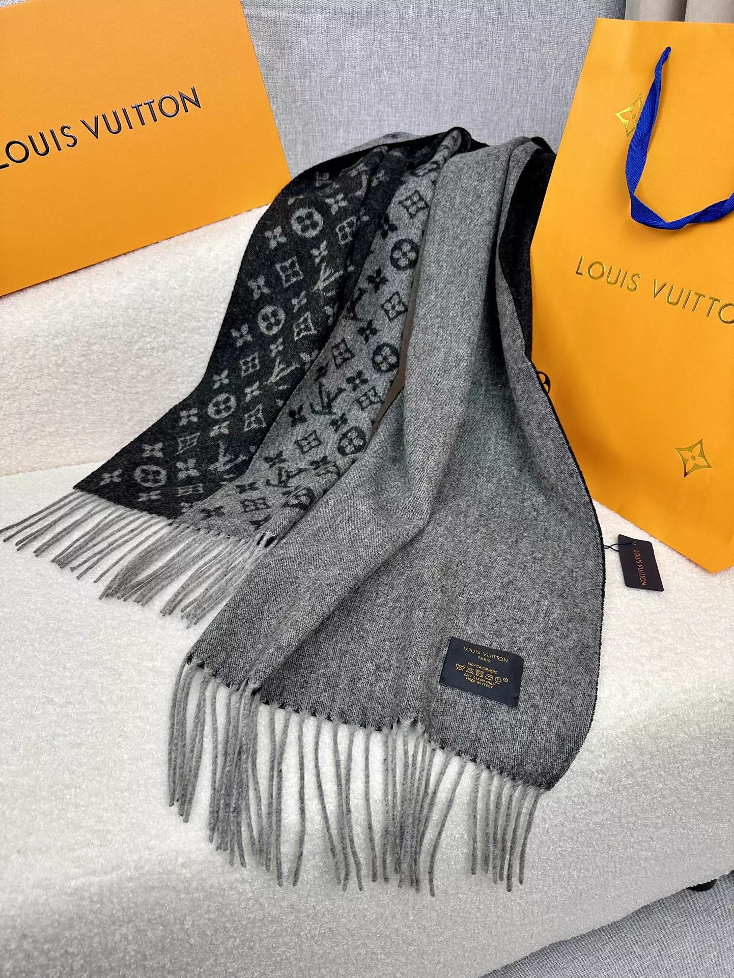 HighQuality 8382 Louis Vuitton Scarf For Women