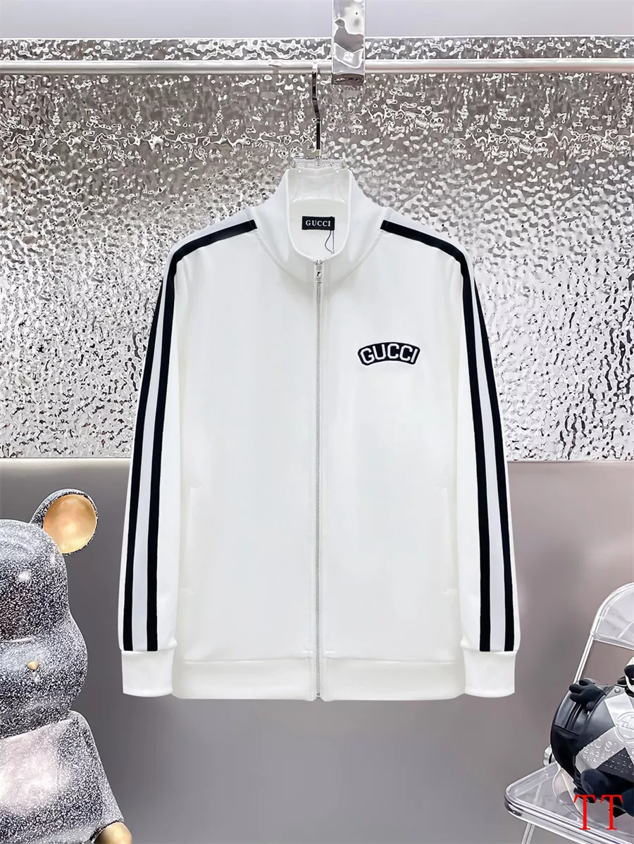 HighQuality 849 Gucci Tracksuits Long Sleeved For Men