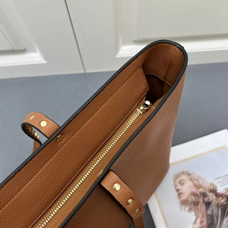 HighQuality 8528 Valentino AAA Quality Shoulder Bags For Women