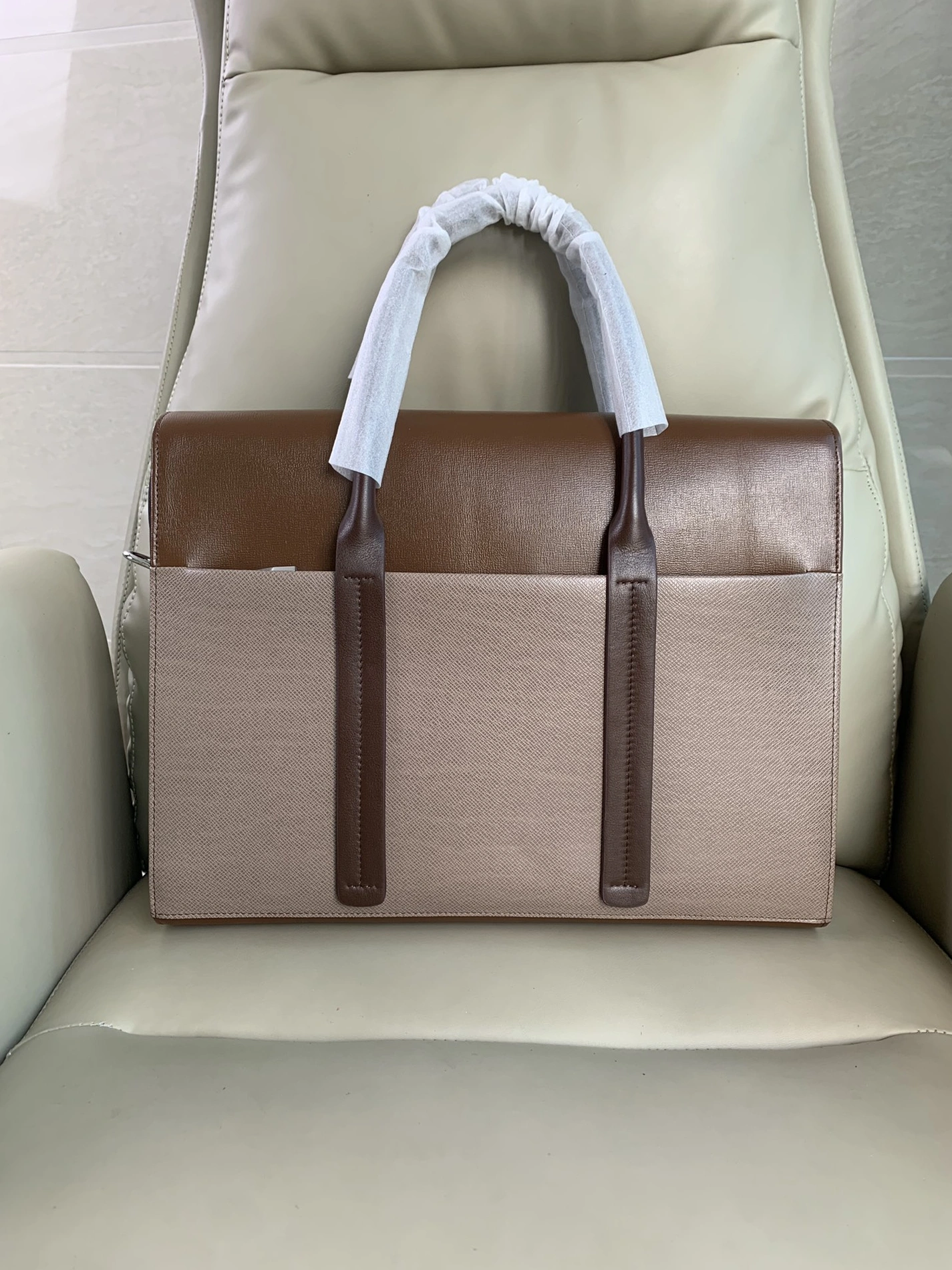 HighQuality 9290 Louis Vuitton AAA Man Handbags