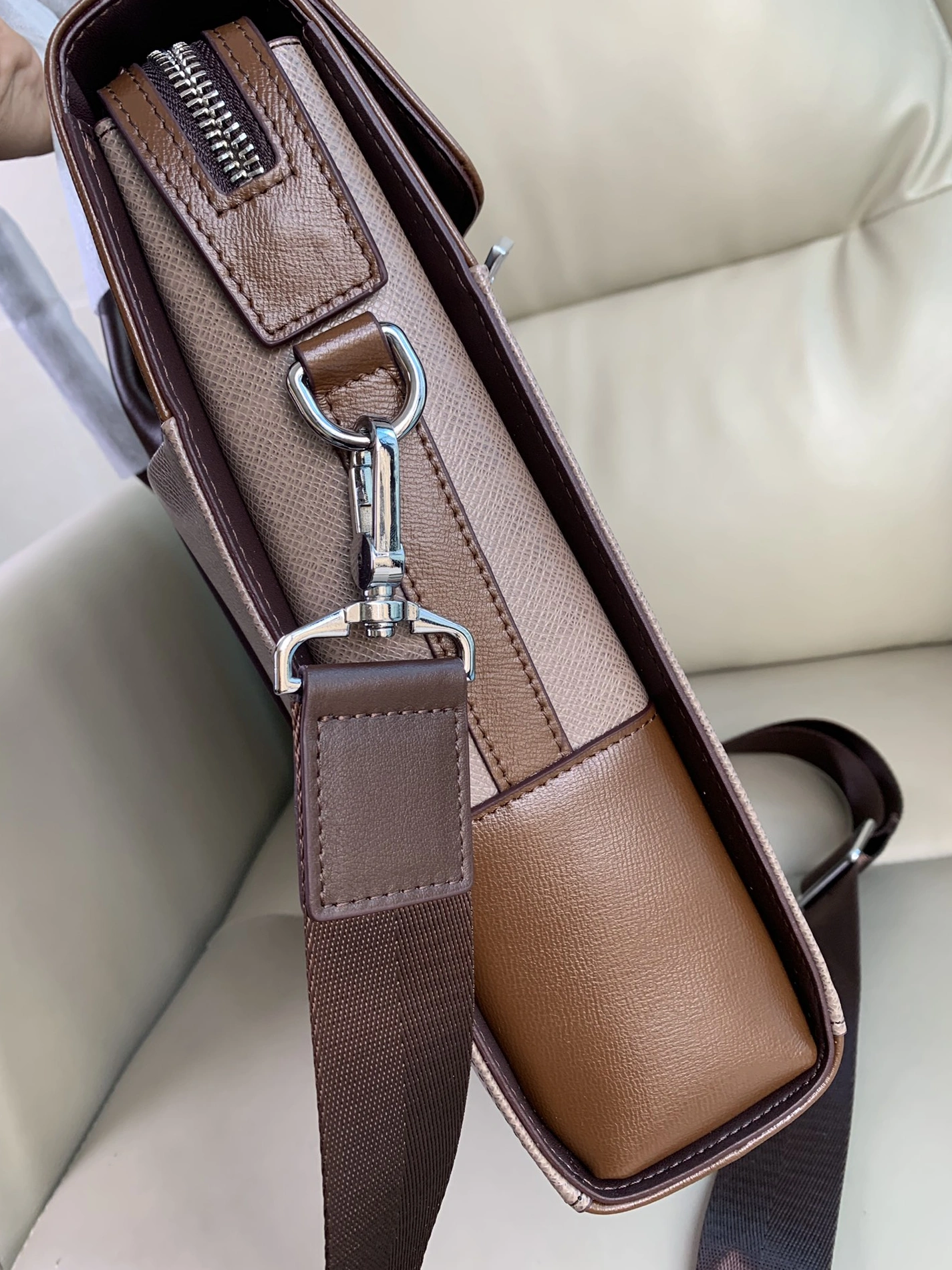 HighQuality 9290 Louis Vuitton AAA Man Handbags