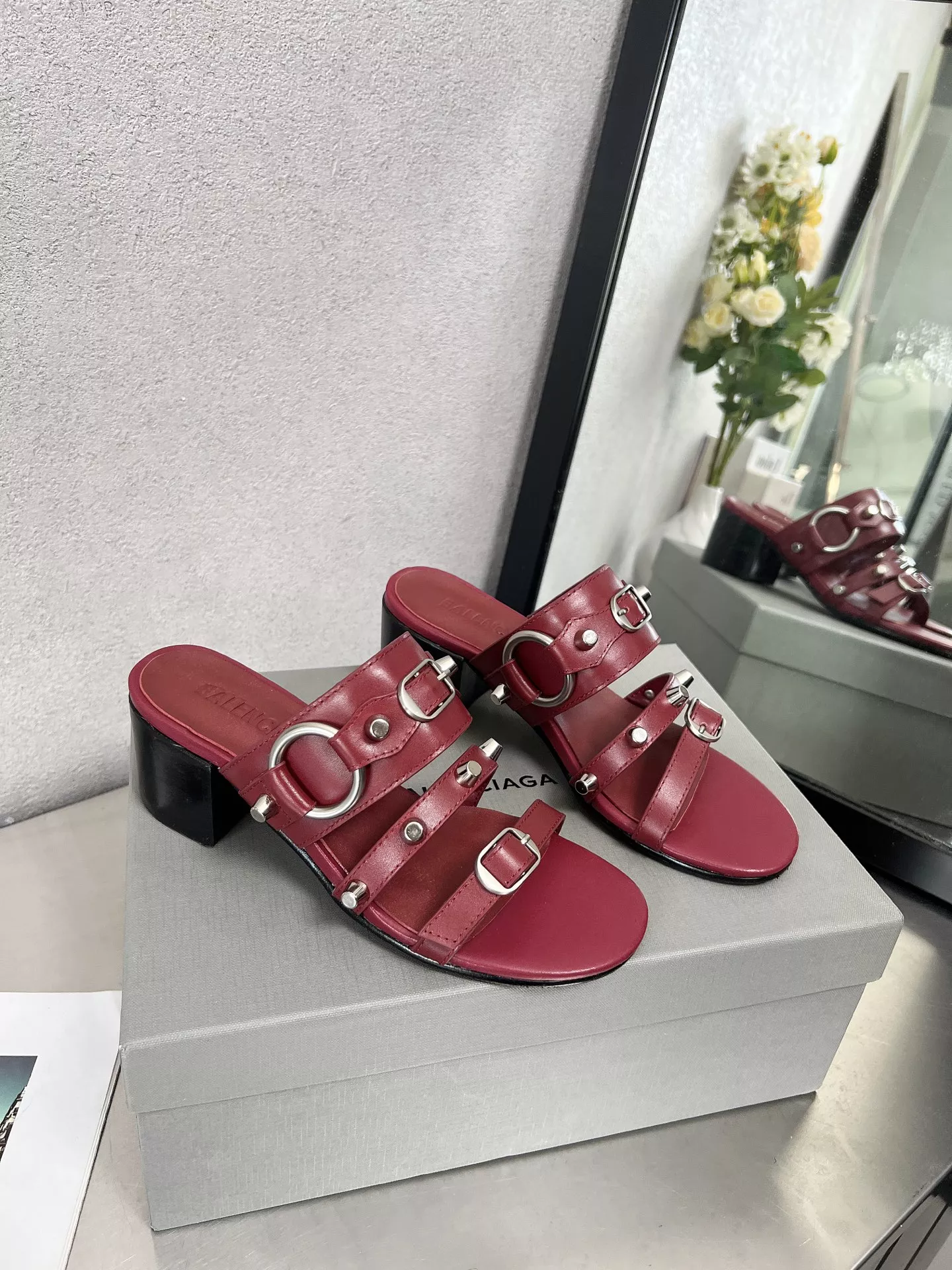 HighQuality 9508 Balenciaga Slippers For Women