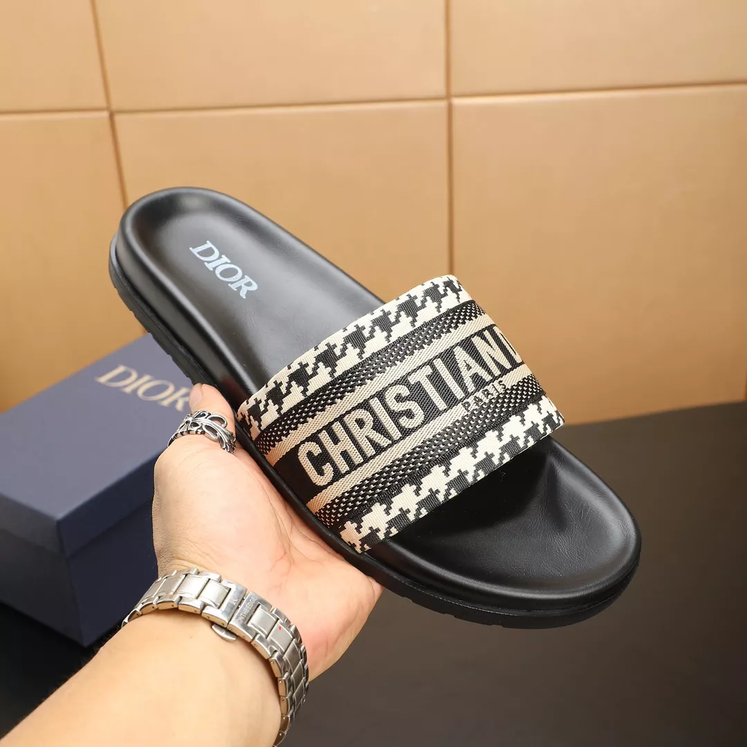 HighQuality 9676 Christian Dior Slippers For Men