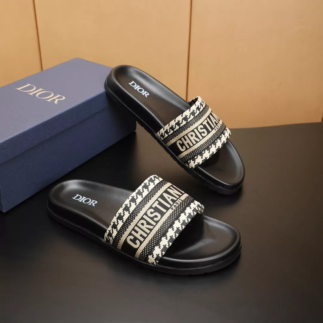 HighQuality 9676 Christian Dior Slippers For Men