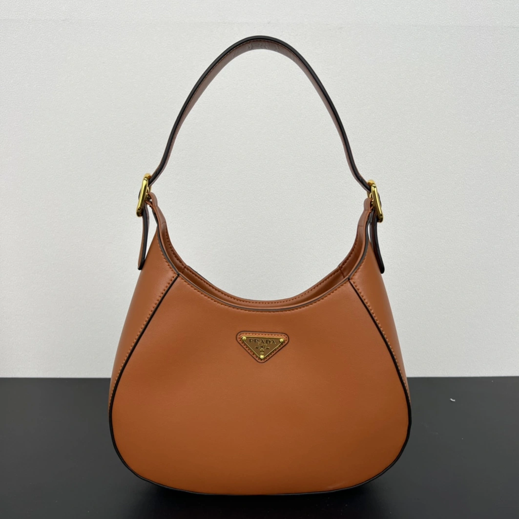 HighQuality 9770 Prada AAA Quality Shoulder Bags For Women
