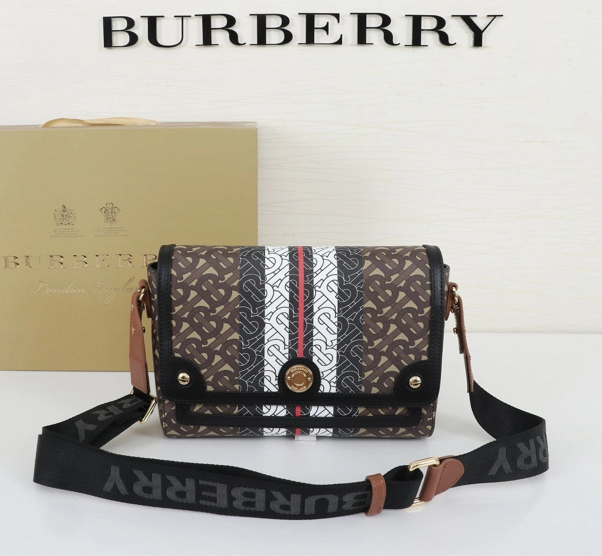 HighQuality 9872 Burberry AAA Messenger Bags For Women