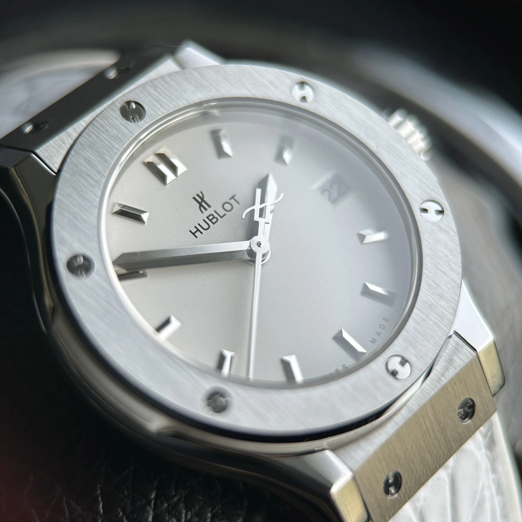 Hublot AAA Quality Watches For Women Trendsetting 4422