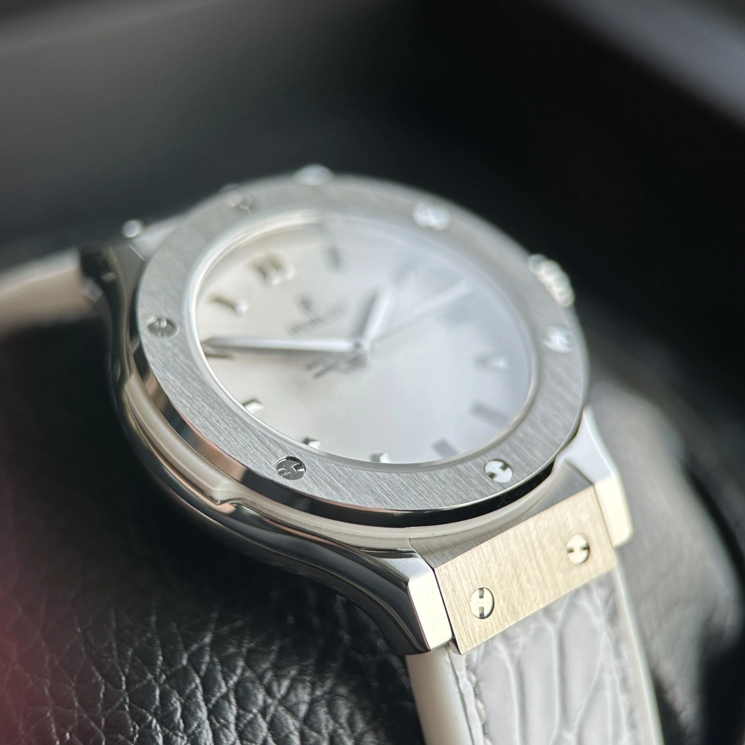 Hublot AAA Quality Watches For Women Trendsetting 4422