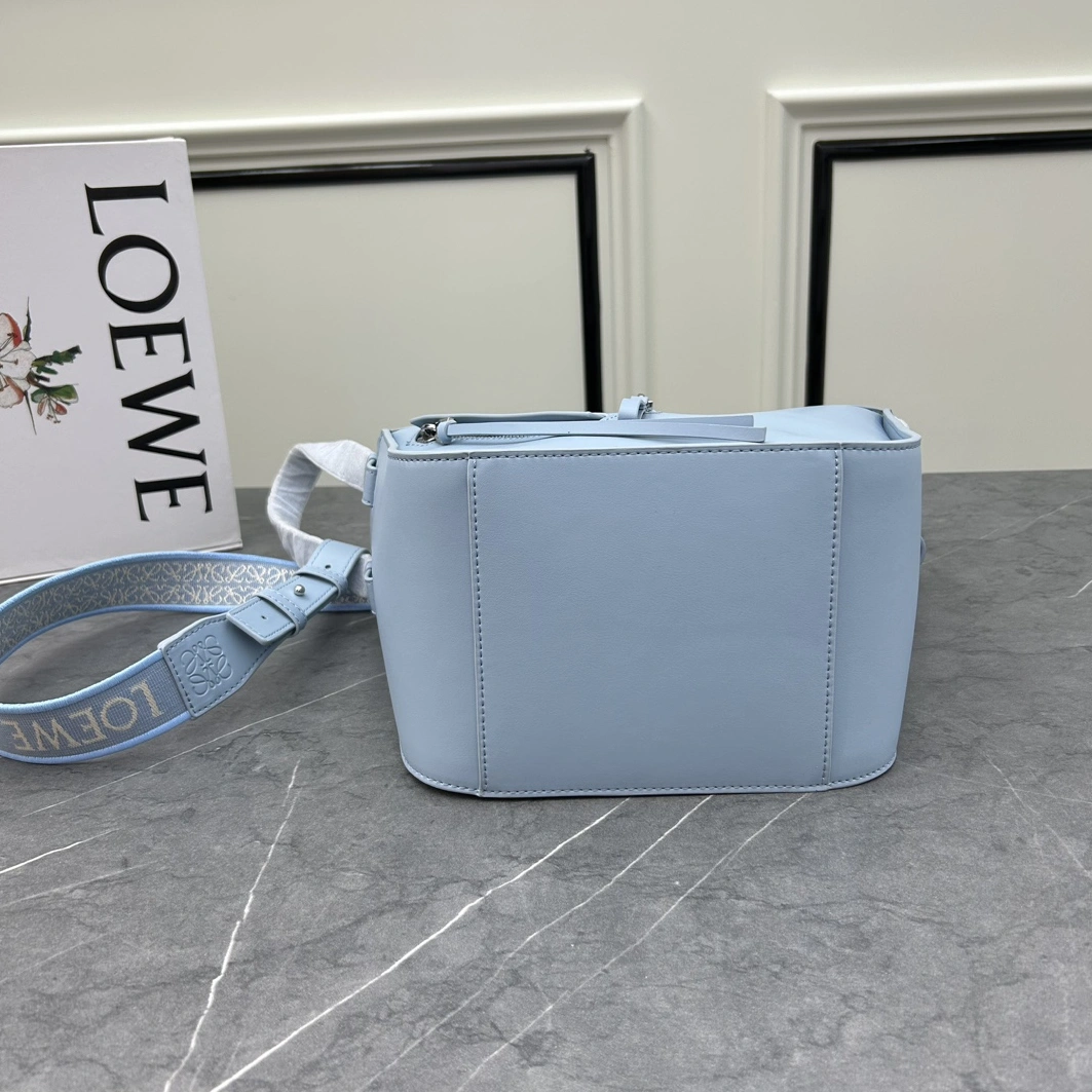 LOEWE AAA Quality Handbags For Women BestValue 9925