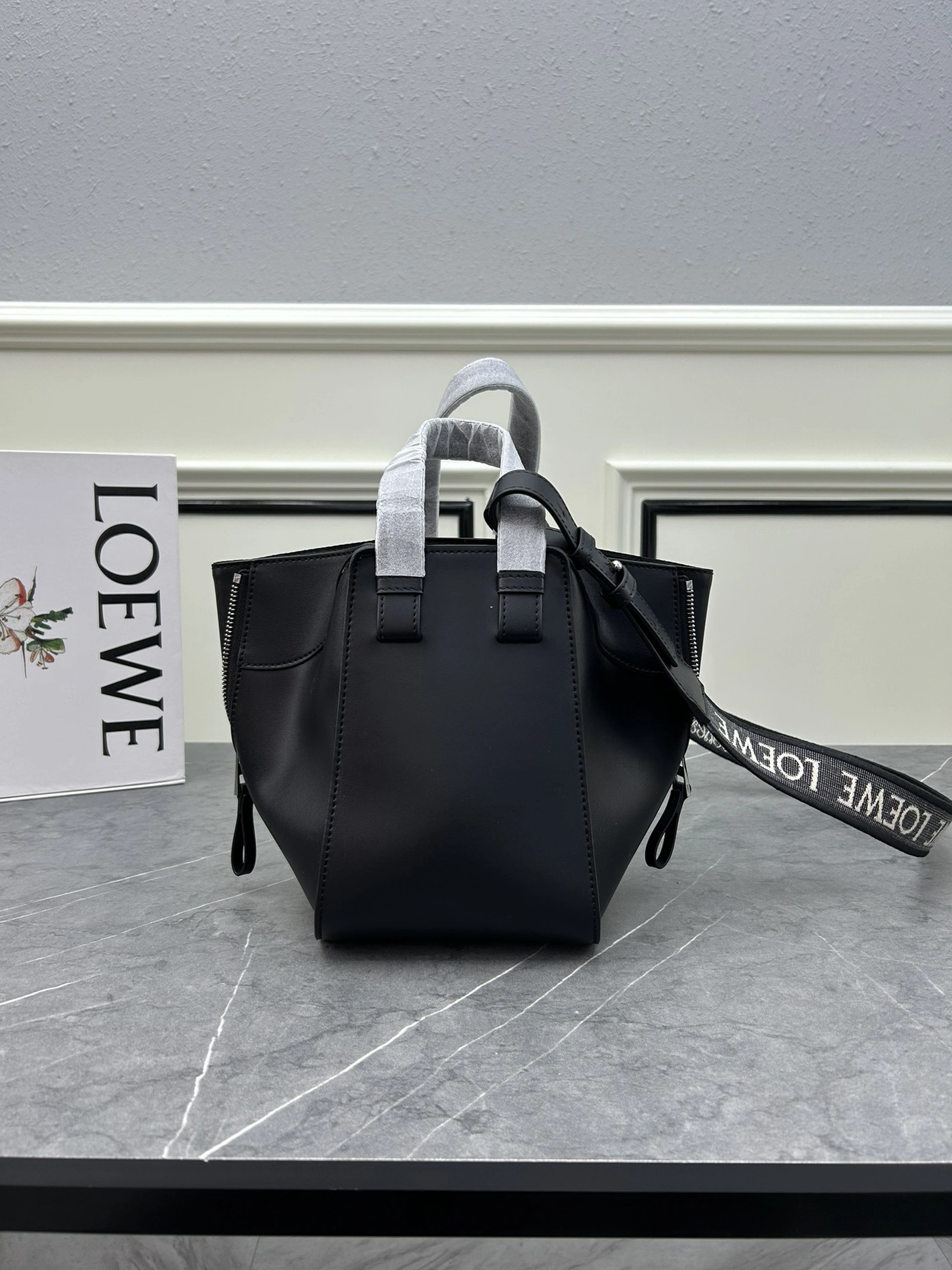 LOEWE AAA Quality Handbags For Women Compact 7495