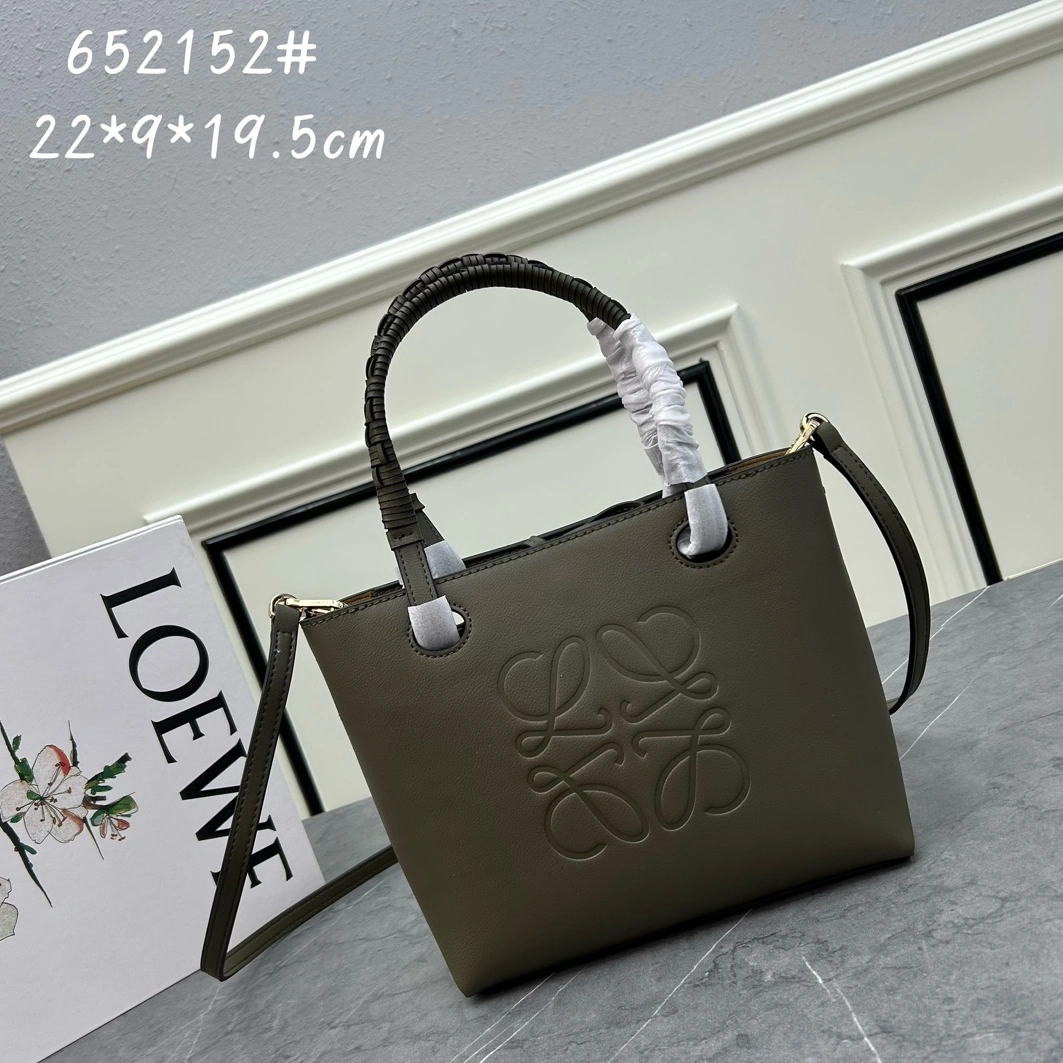 LOEWE AAA Quality Handbags For Women Flexible 5312