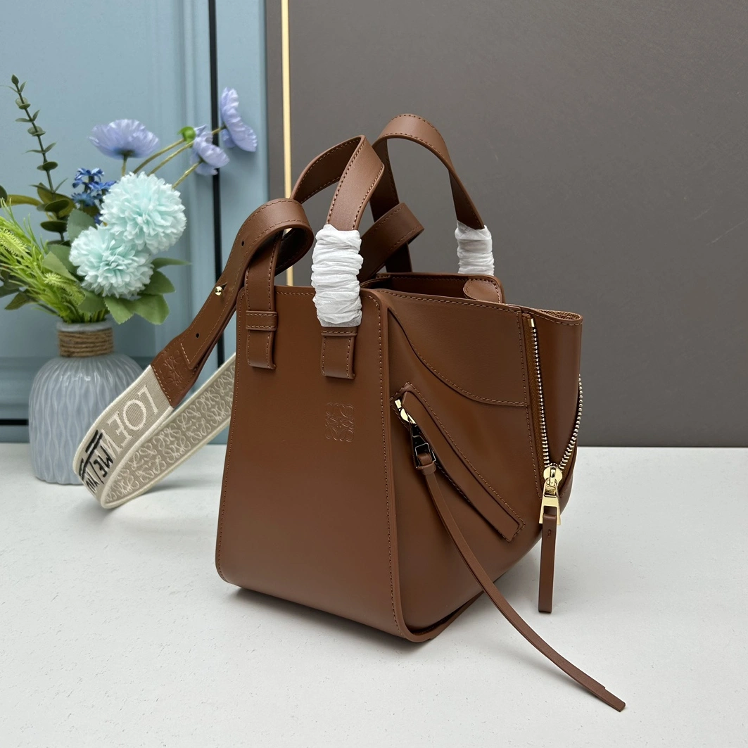 LOEWE AAA Quality Handbags For Women GoAnywhere 3720