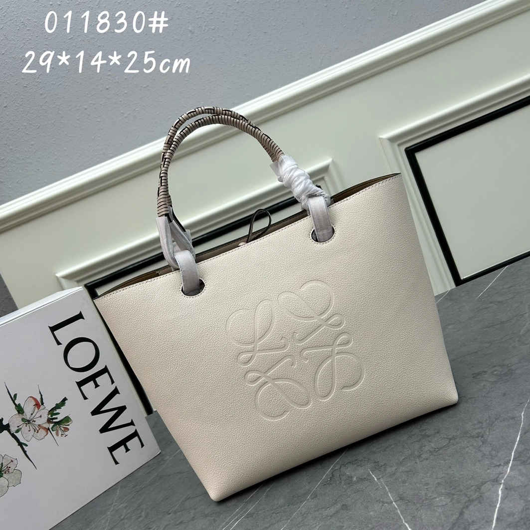 LOEWE AAA Quality Handbags For Women Stylish 5404