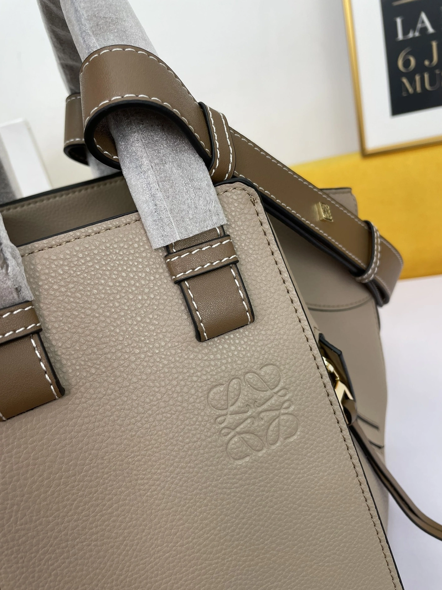 LOEWE AAA Quality Handbags For Women Trendy 4876