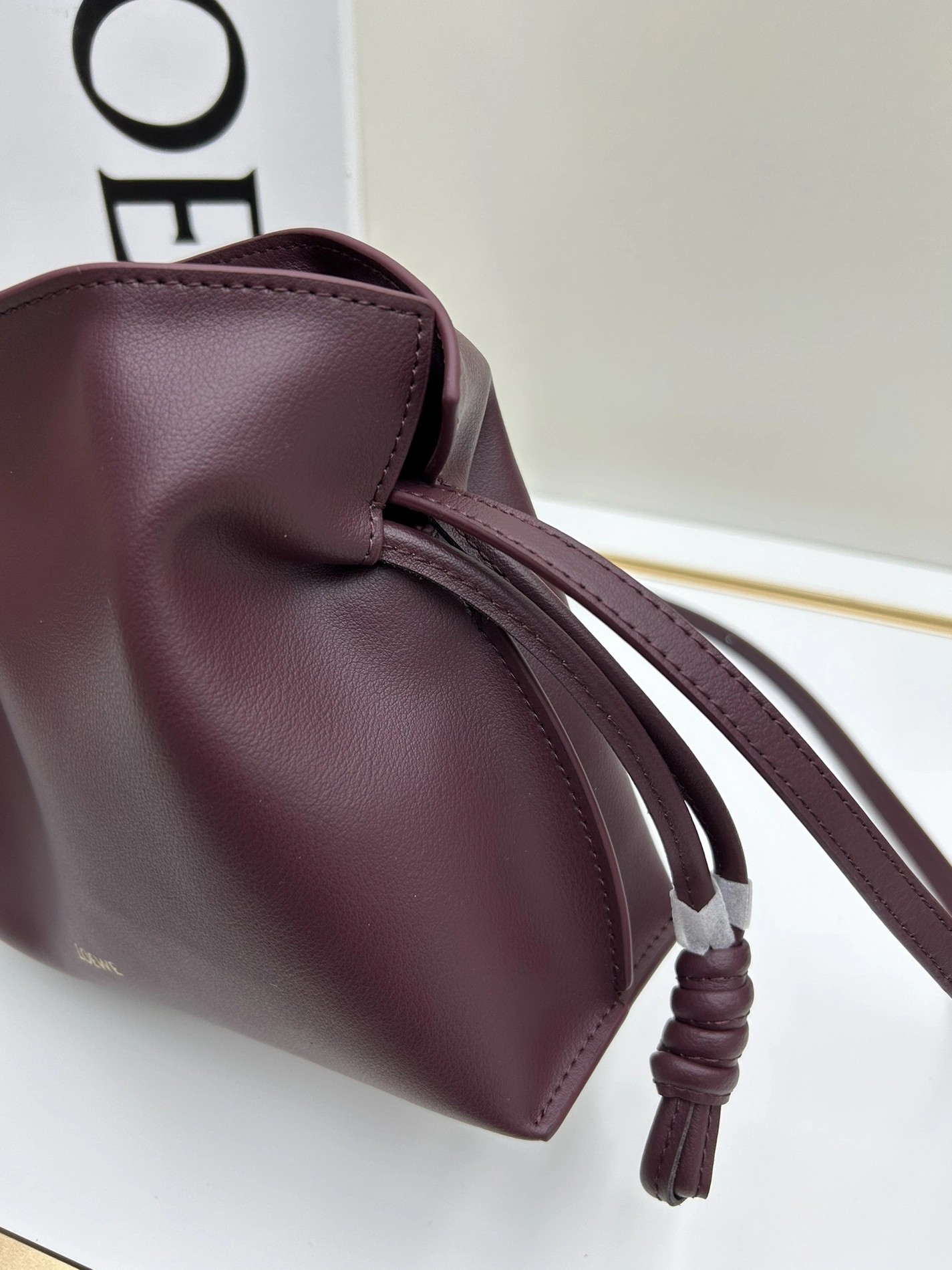 LOEWE AAA Quality Messenger Bags For Women Breathable 5649