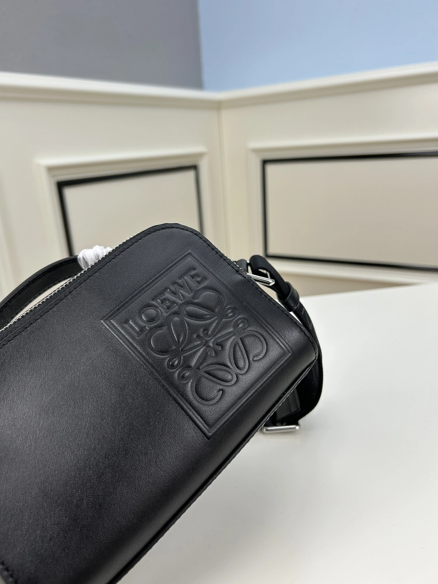 LOEWE AAA Quality Messenger Bags For Women Comfortable 1553