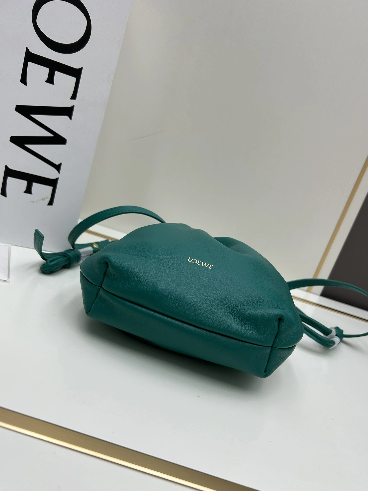 LOEWE AAA Quality Messenger Bags For Women EasyMatch 3742